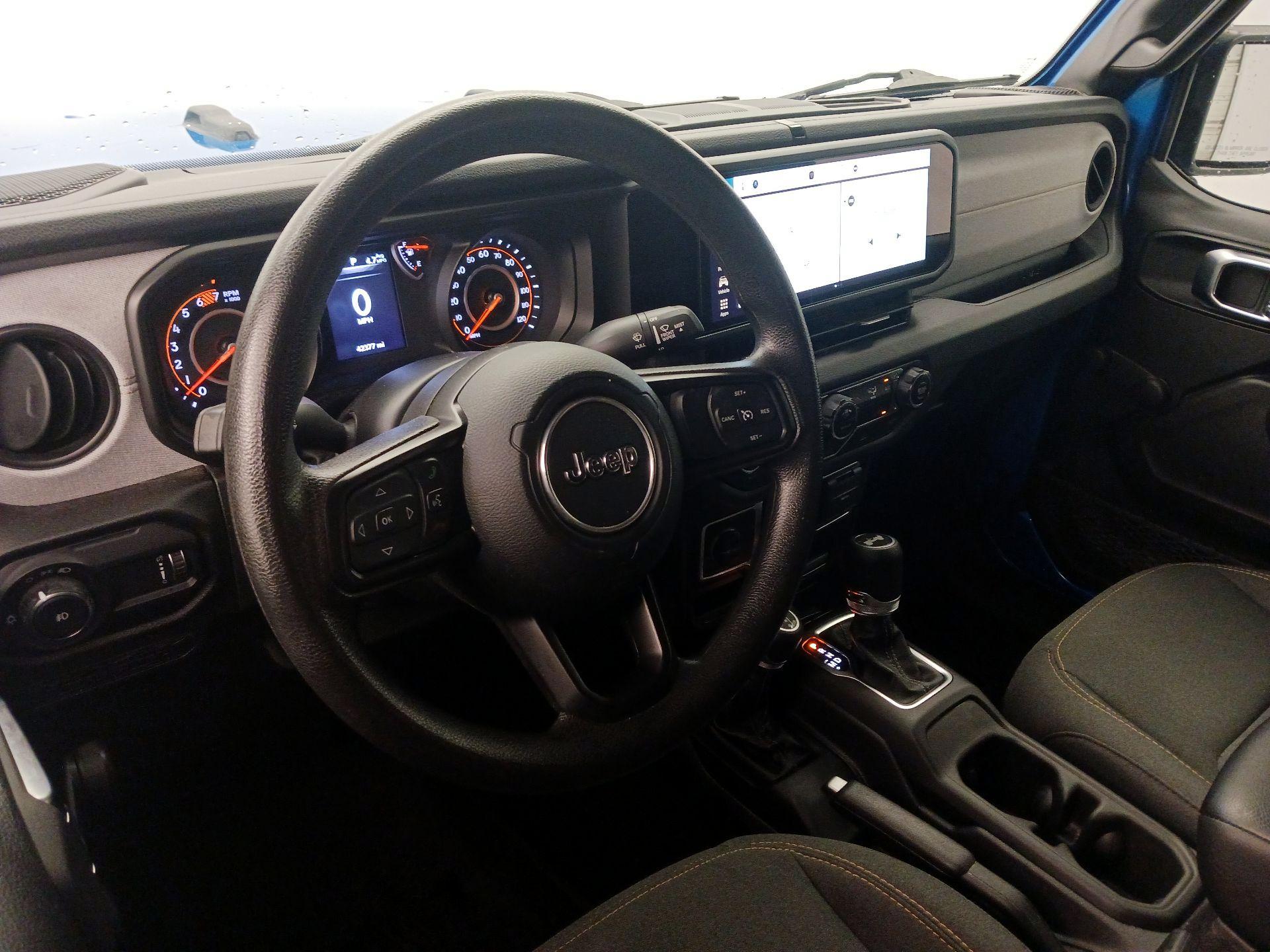 Thumbnail: 2024 Jeep Wrangler - 9