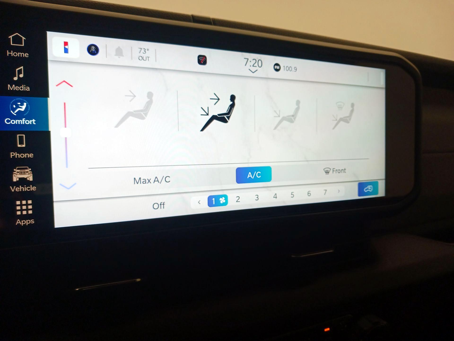 Thumbnail: 2024 Jeep Wrangler - 16