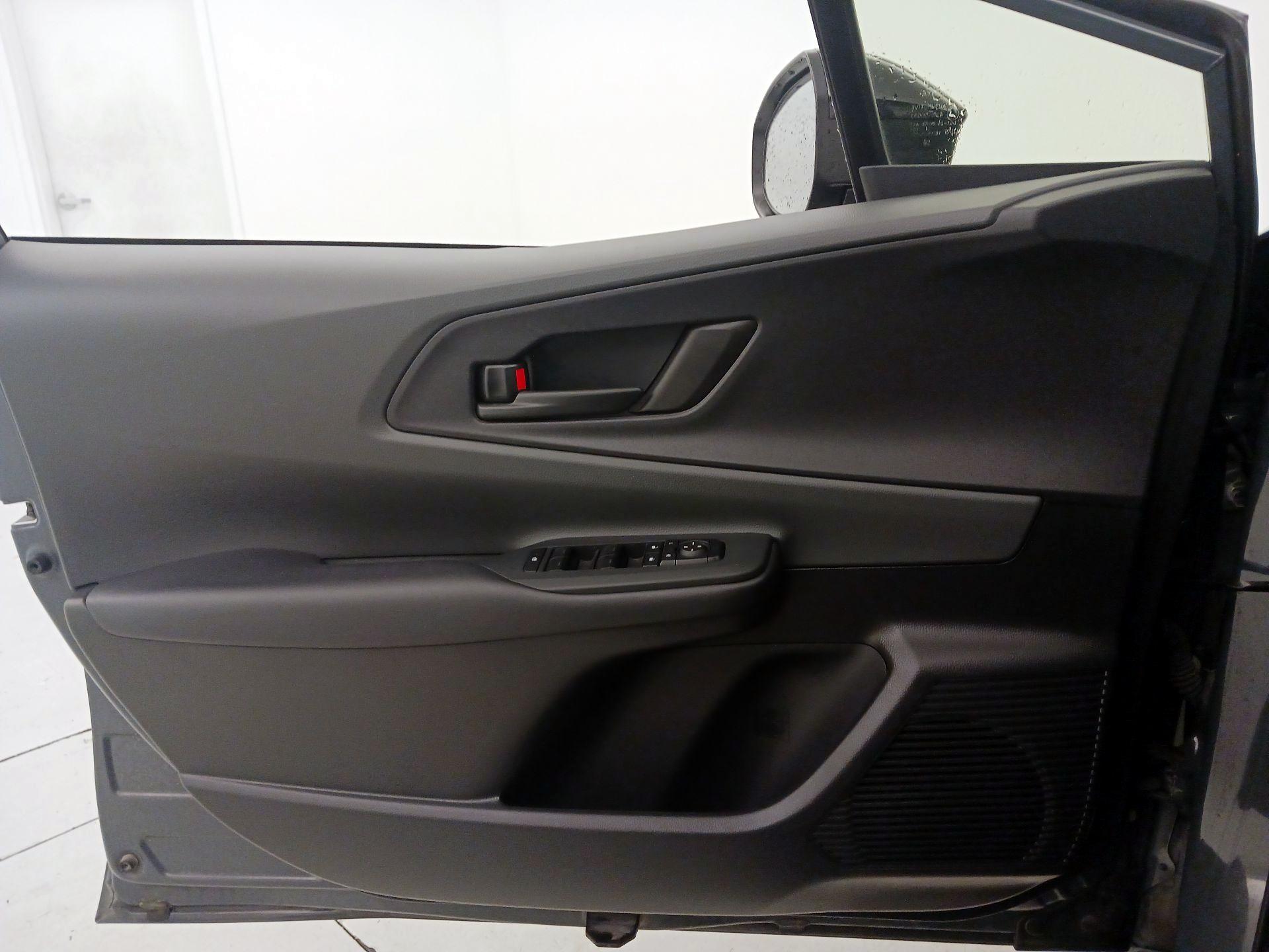 Thumbnail: 2024 Toyota Prius - 12
