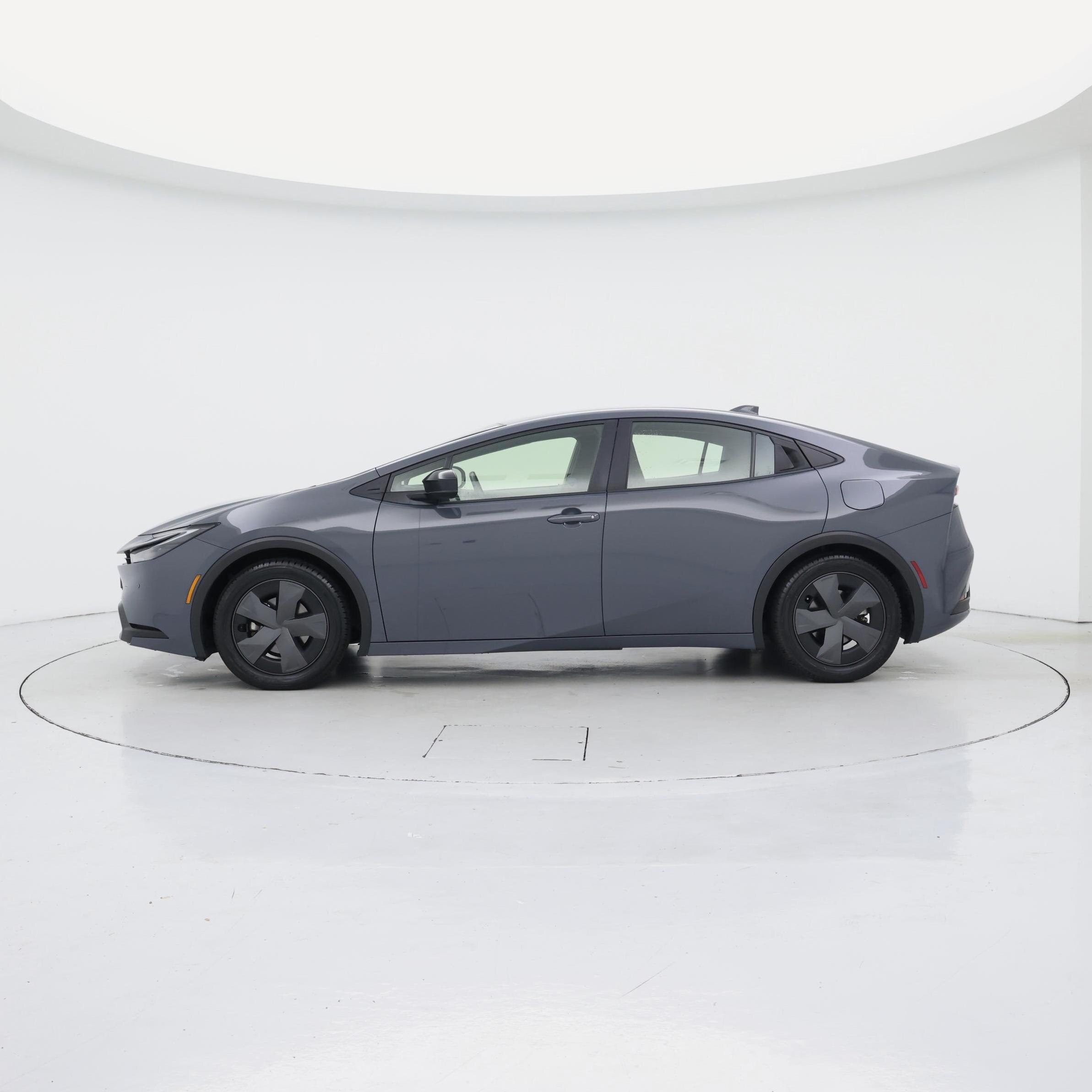 Thumbnail: 2024 Toyota Prius - 3
