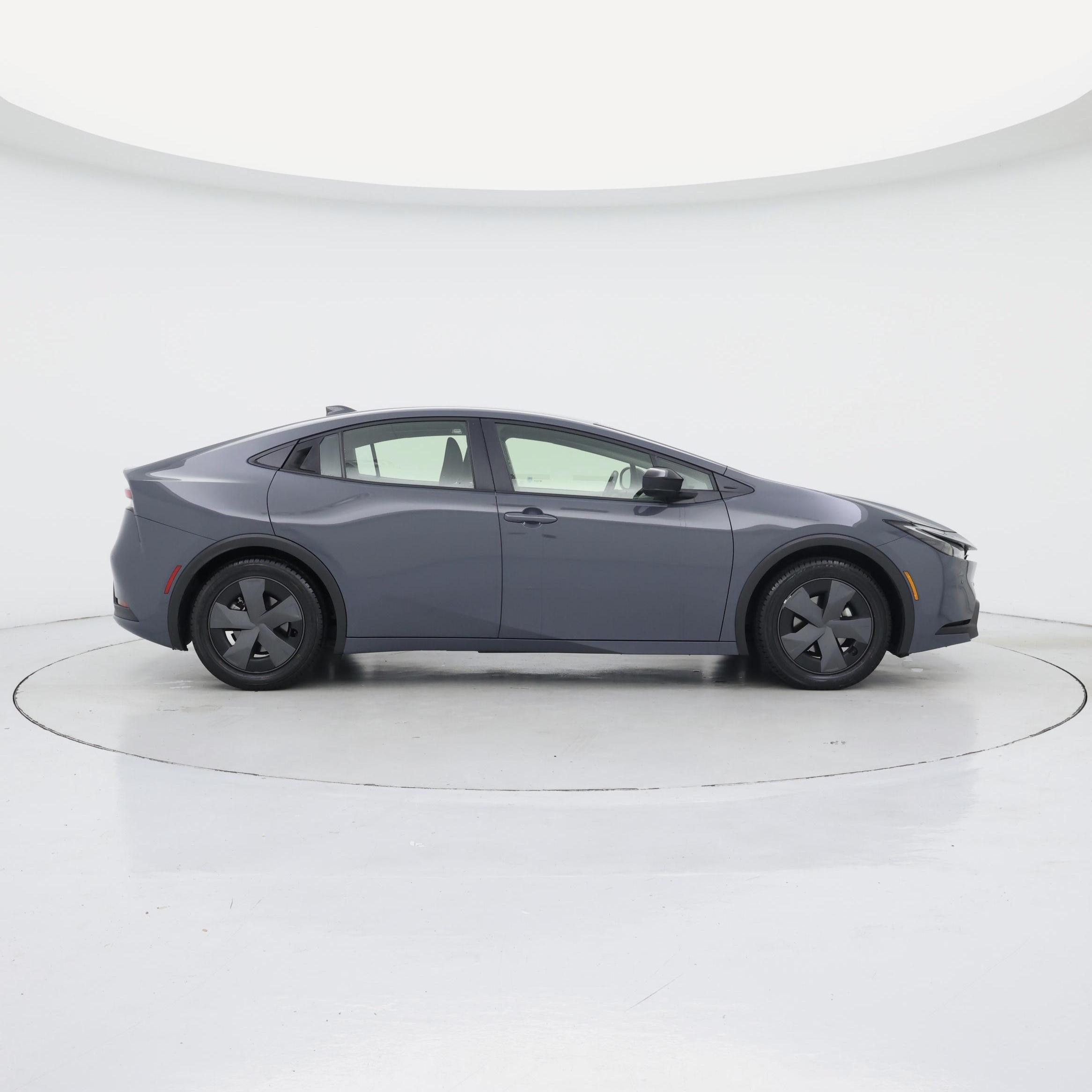 Thumbnail: 2024 Toyota Prius - 7