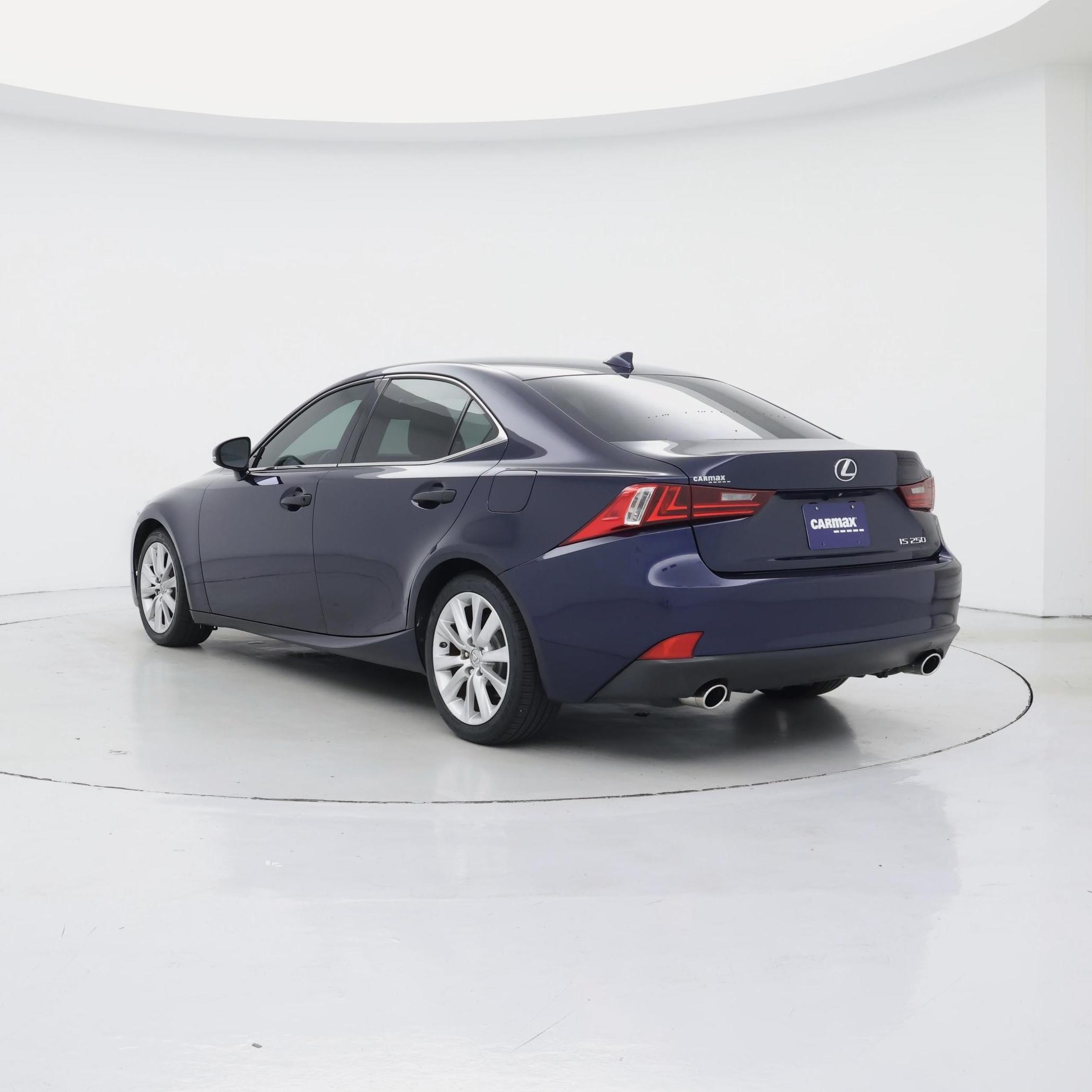 Thumbnail: 2015 Lexus IS - 2