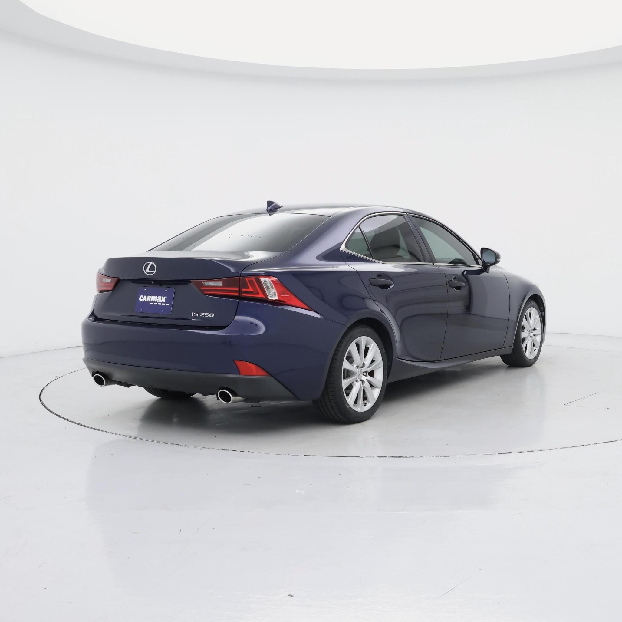 Thumbnail: 2015 Lexus IS - 8