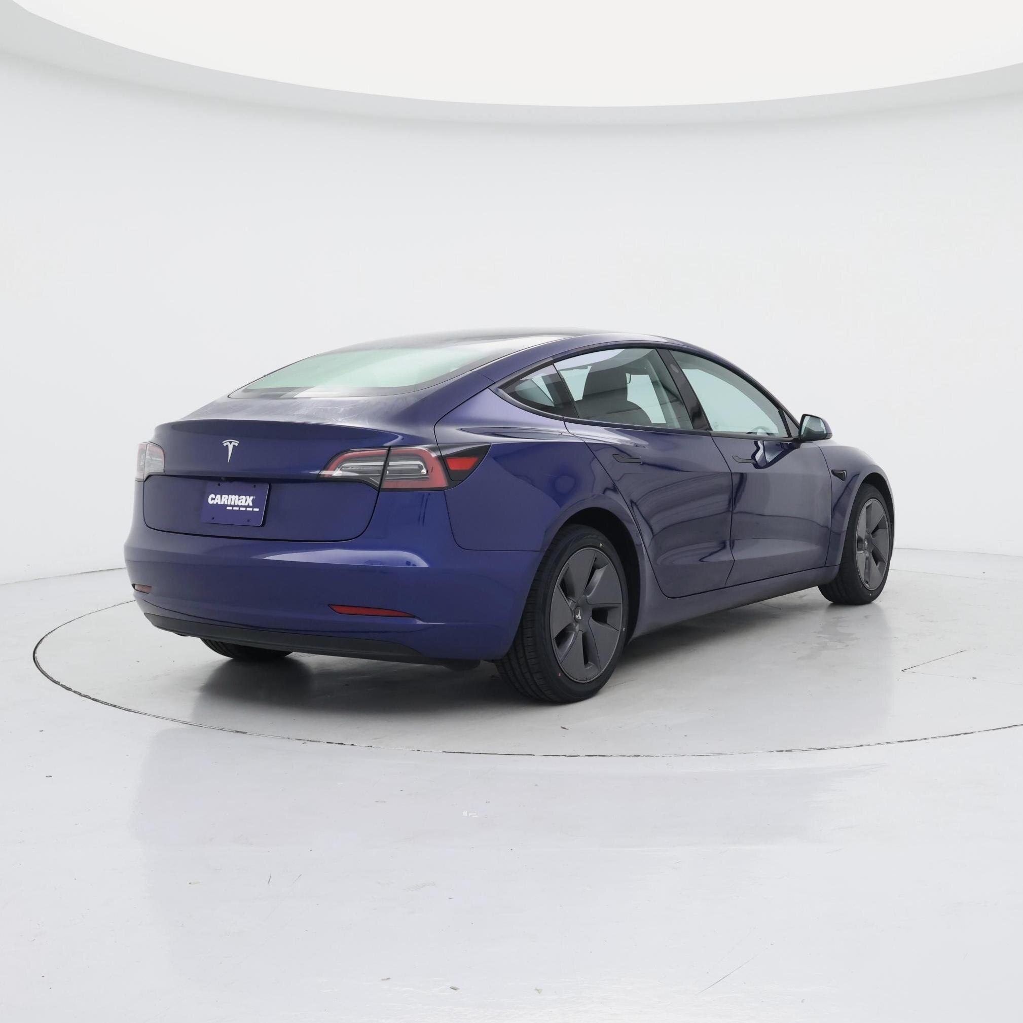 Thumbnail: 2023 Tesla Model 3 - 8