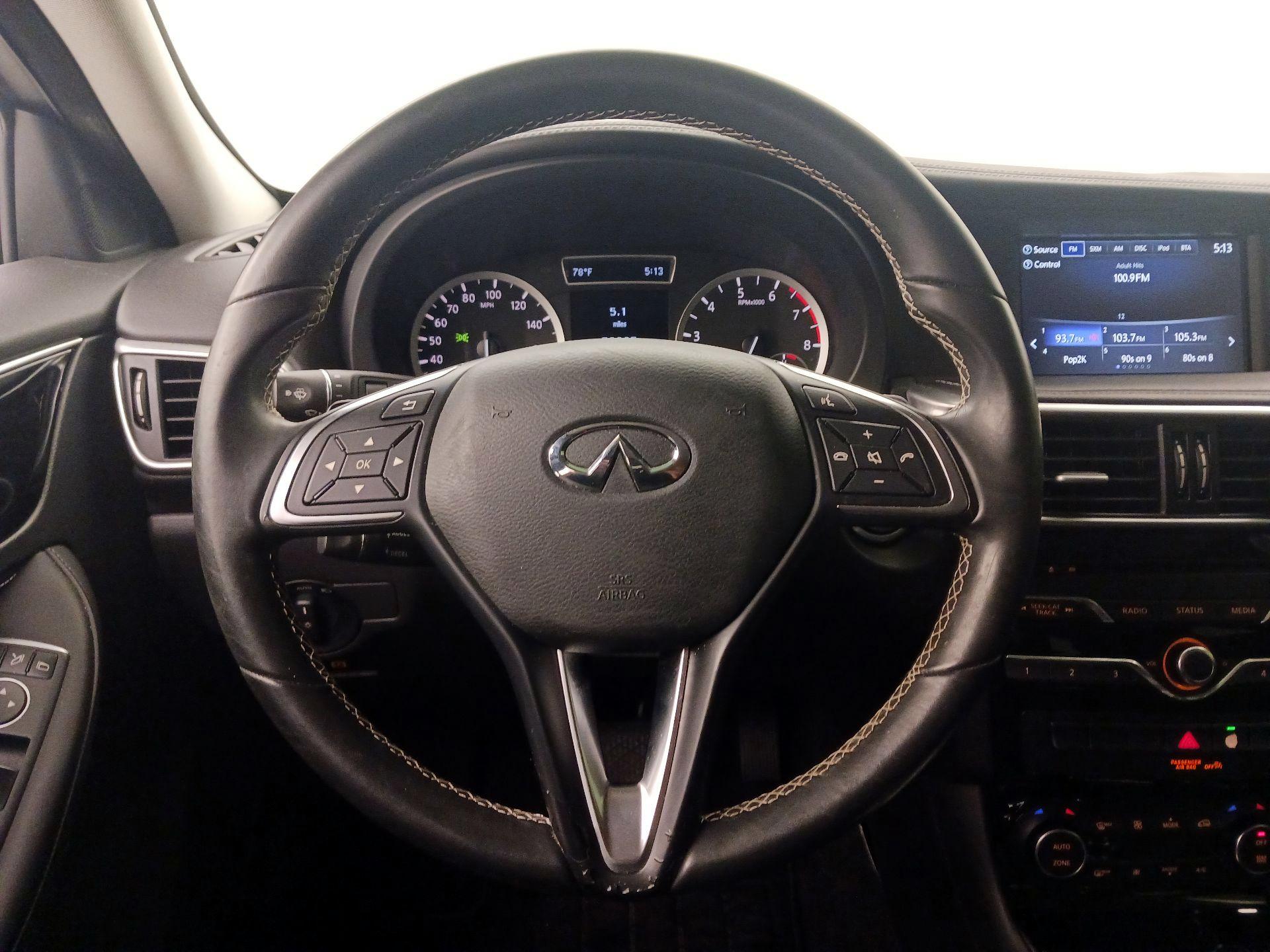 Thumbnail: 2018 INFINITI QX30 - 10