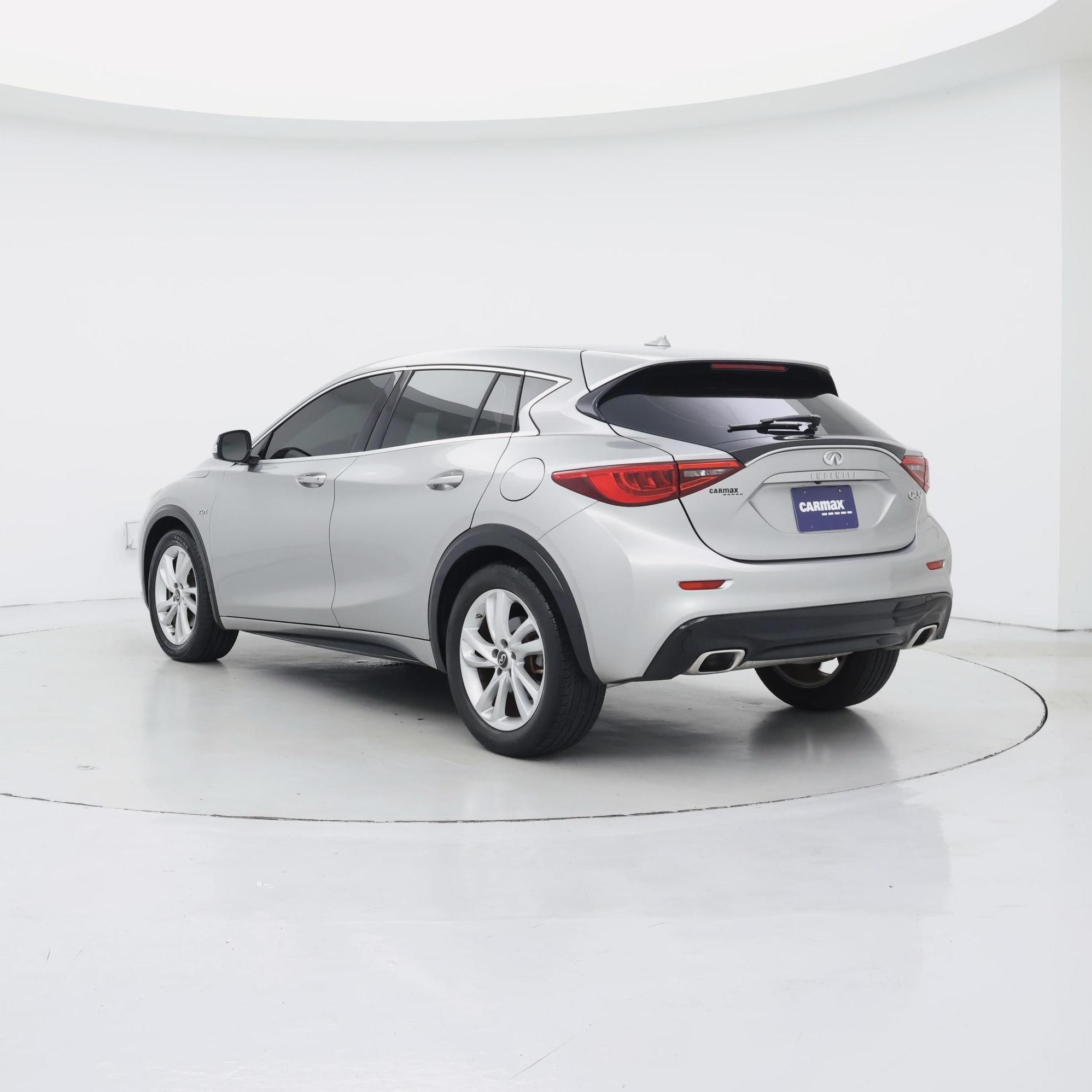 Thumbnail: 2018 INFINITI QX30 - 2