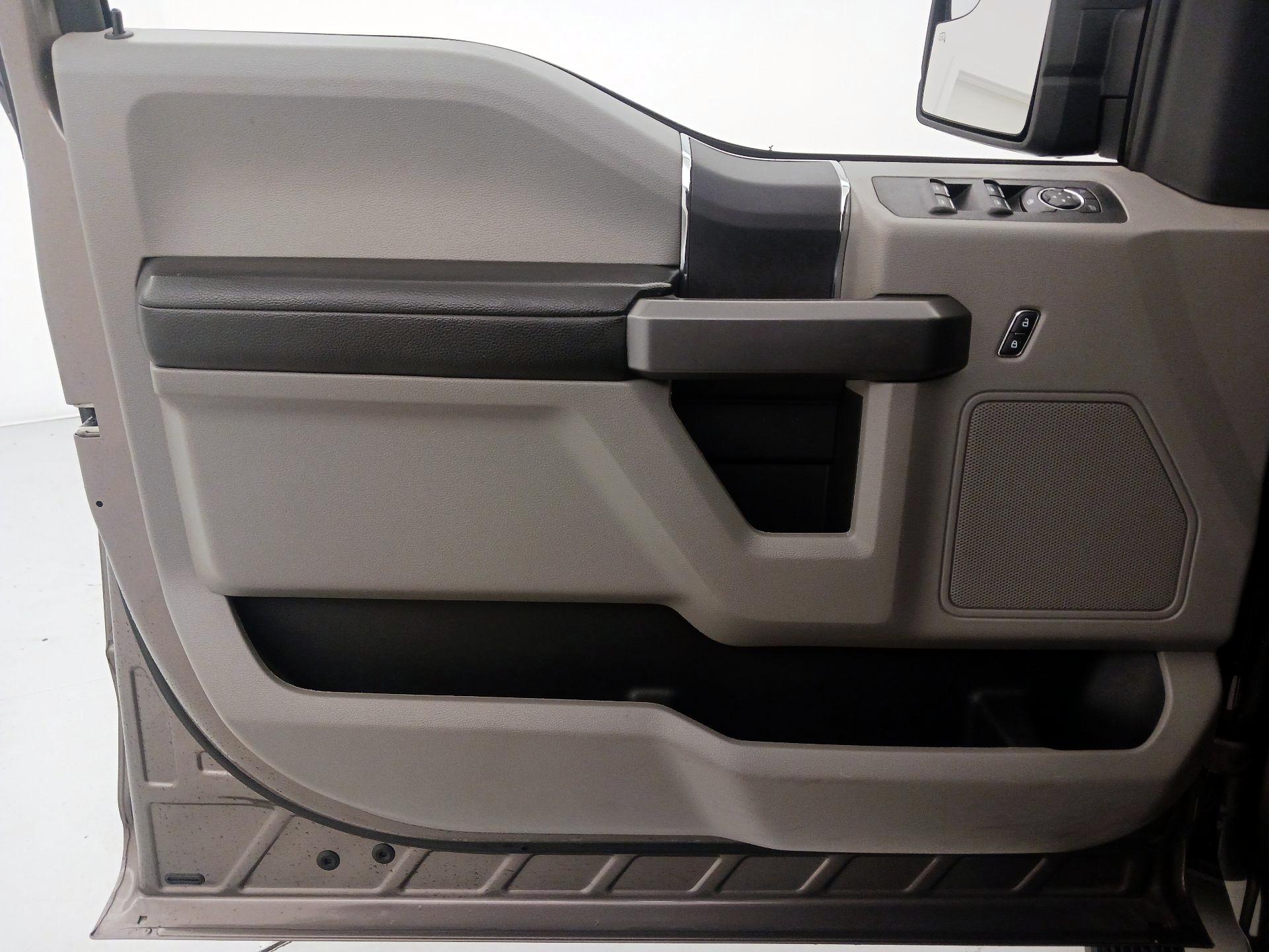 Thumbnail: 2019 Ford F-150 - 12