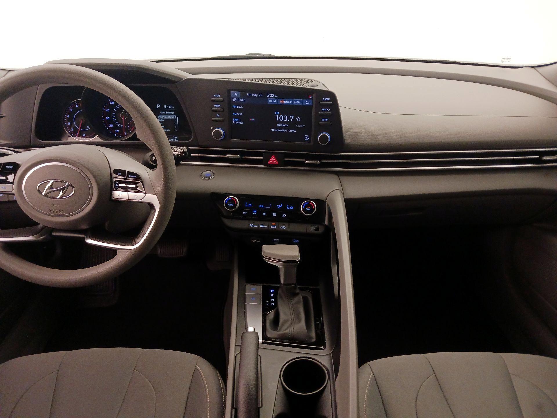 Thumbnail: 2023 Hyundai Elantra - 9