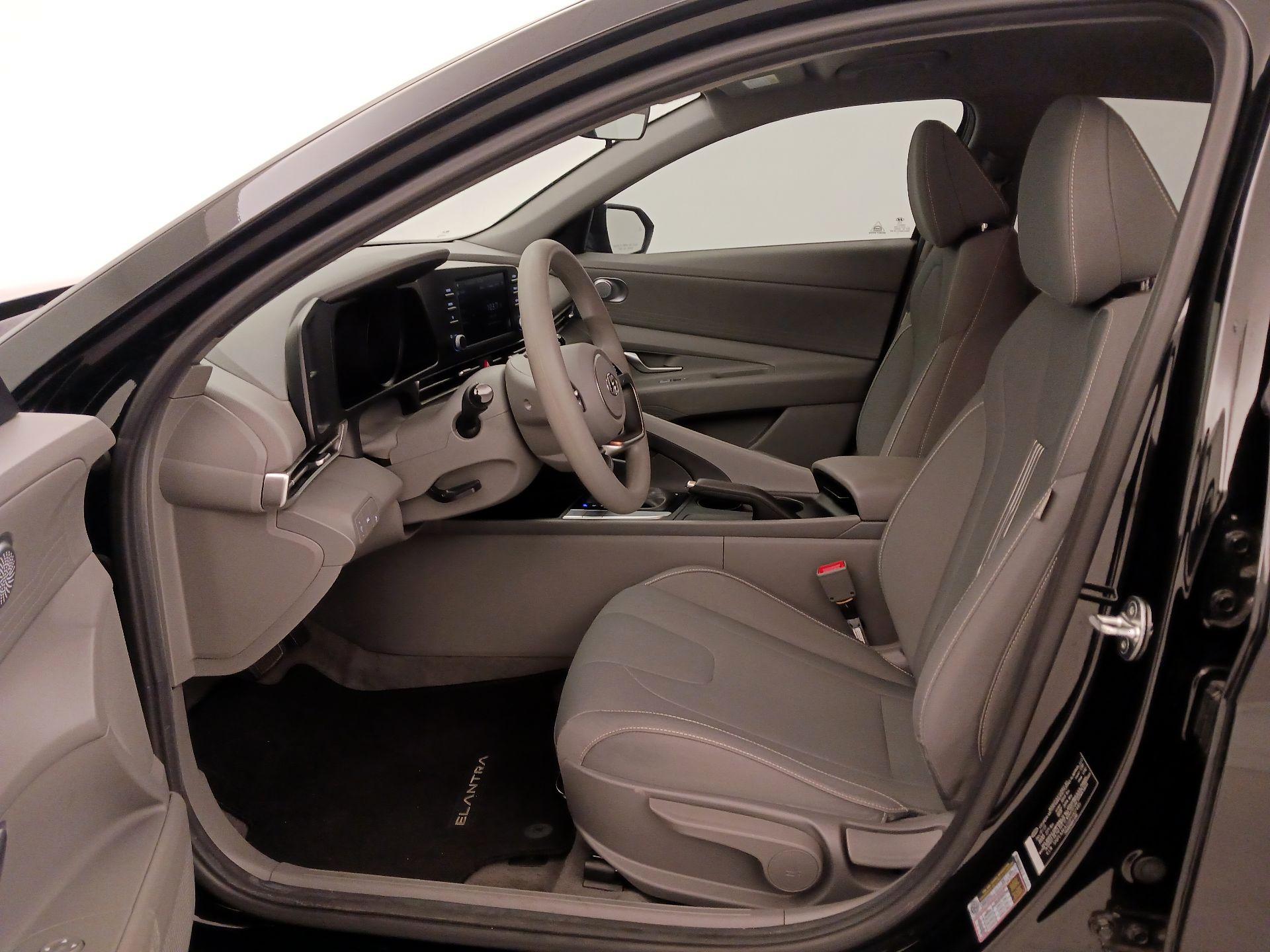 Thumbnail: 2023 Hyundai Elantra - 11