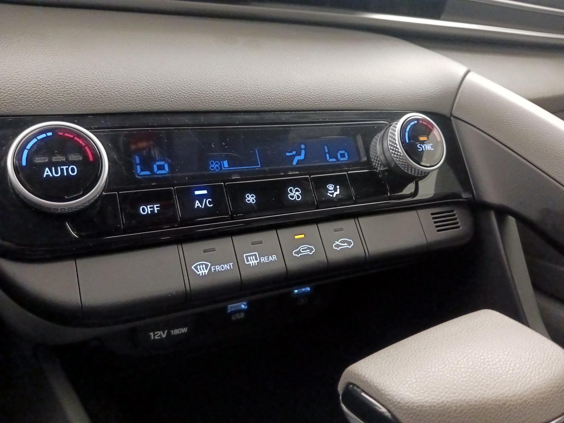 Thumbnail: 2023 Hyundai Elantra - 16