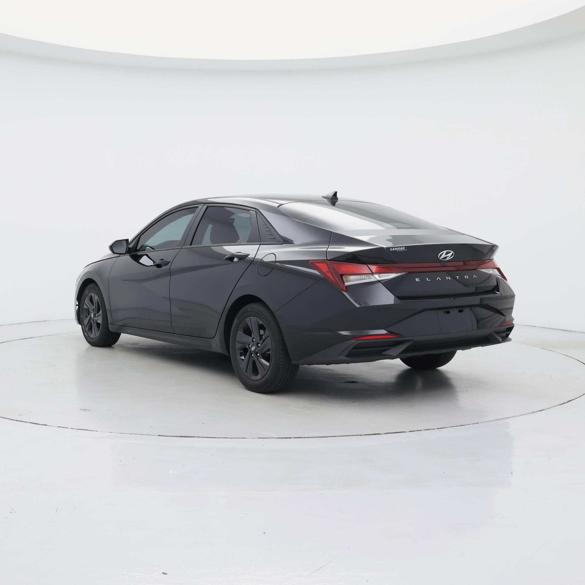 Thumbnail: 2023 Hyundai Elantra - 2