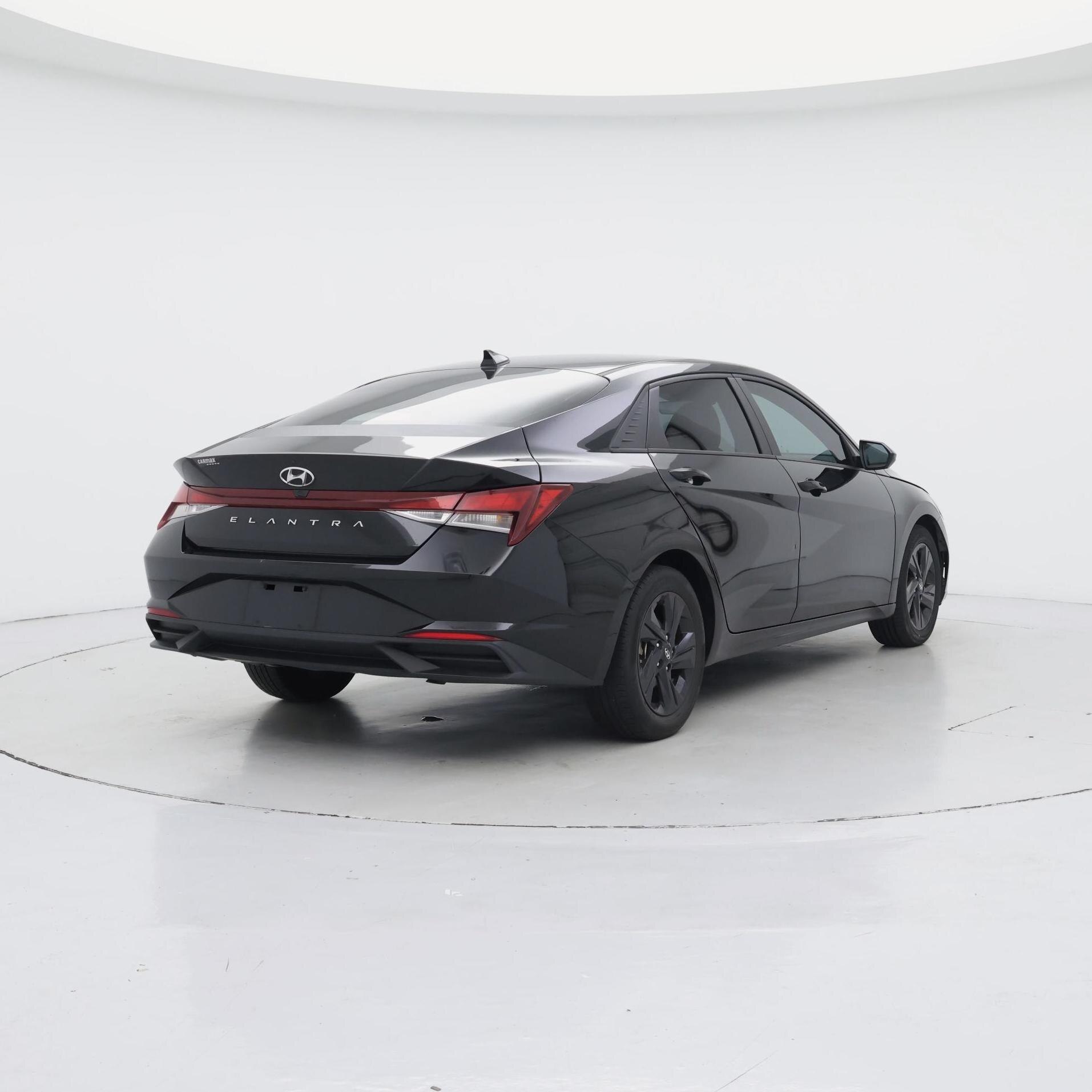 Thumbnail: 2023 Hyundai Elantra - 8