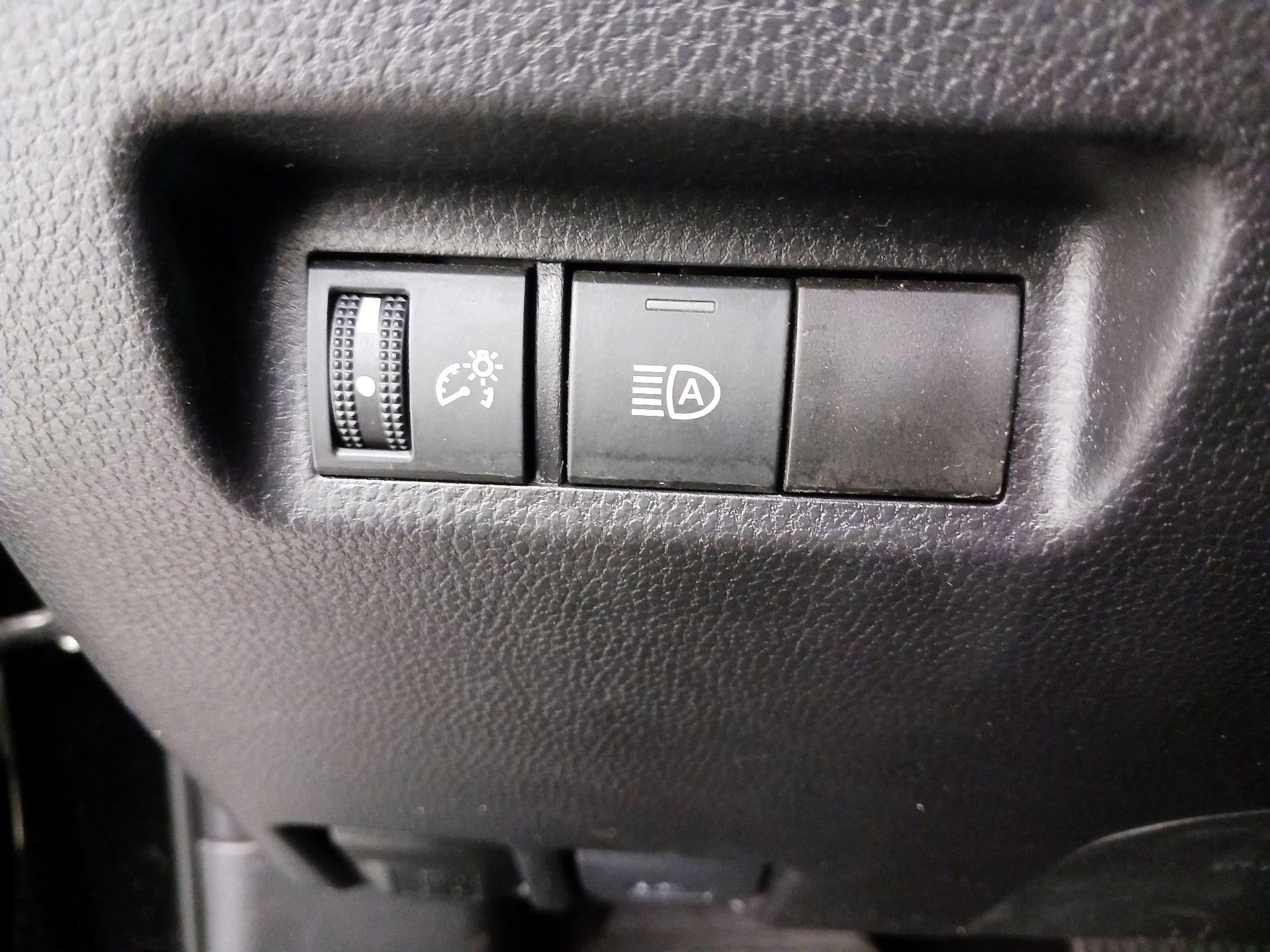 Thumbnail: 2025 Toyota RAV4 - 13