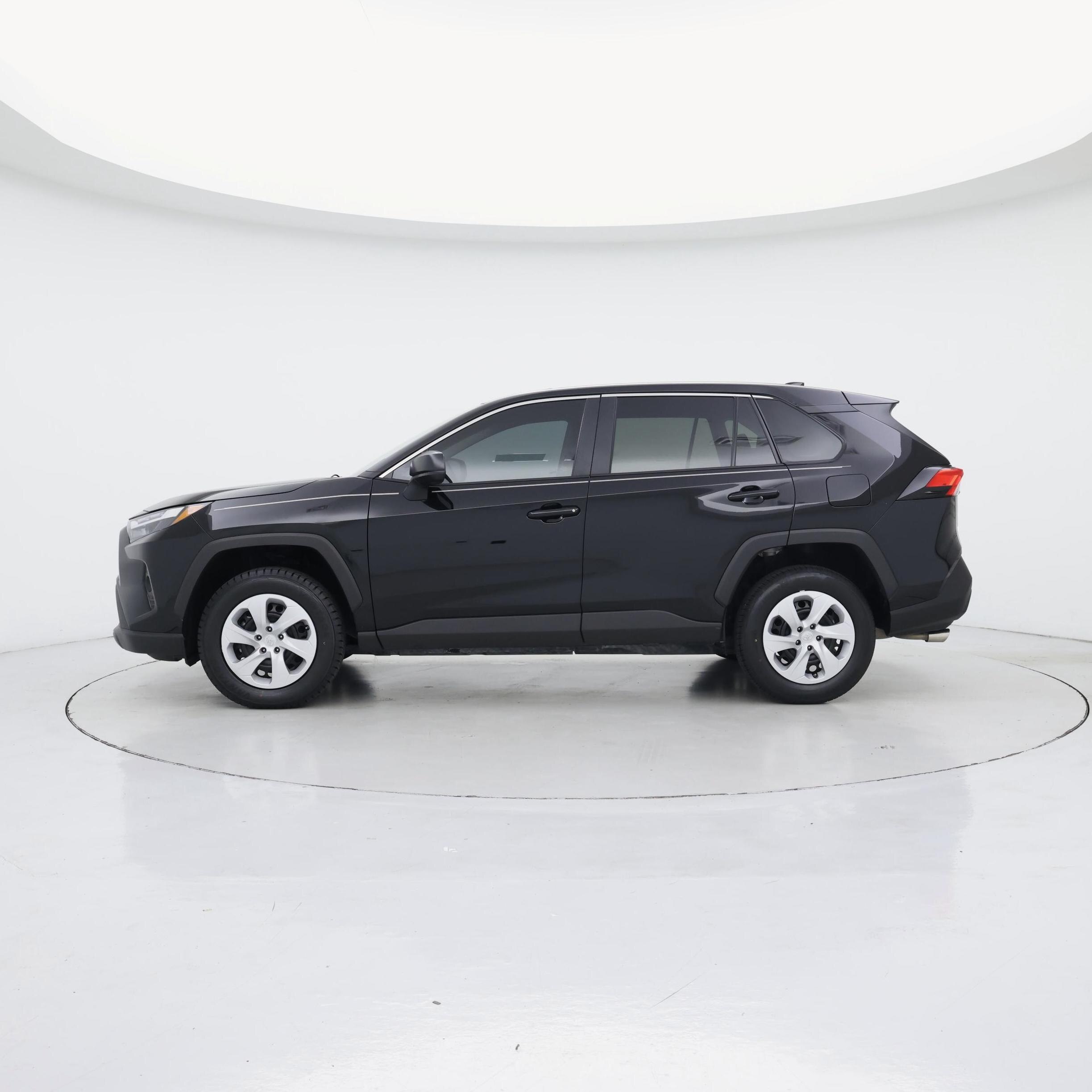 Thumbnail: 2025 Toyota RAV4 - 3