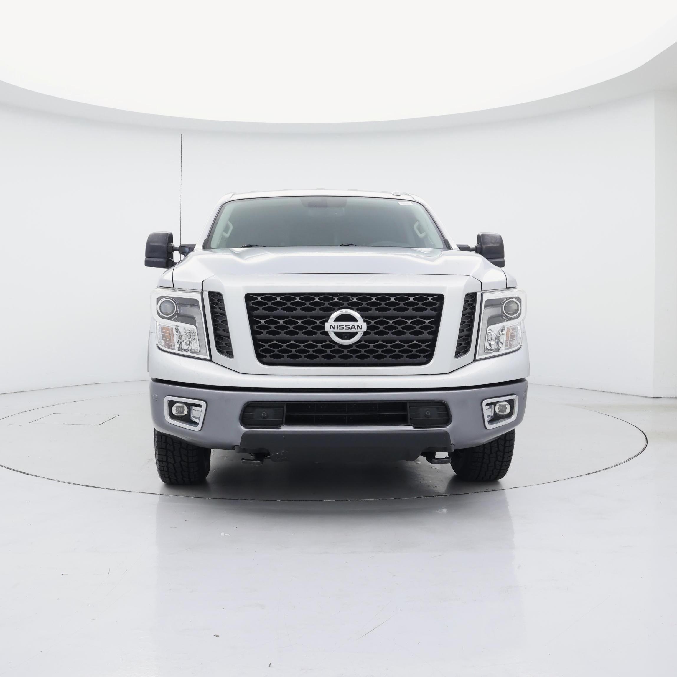 Thumbnail: 2019 Nissan Titan - 5