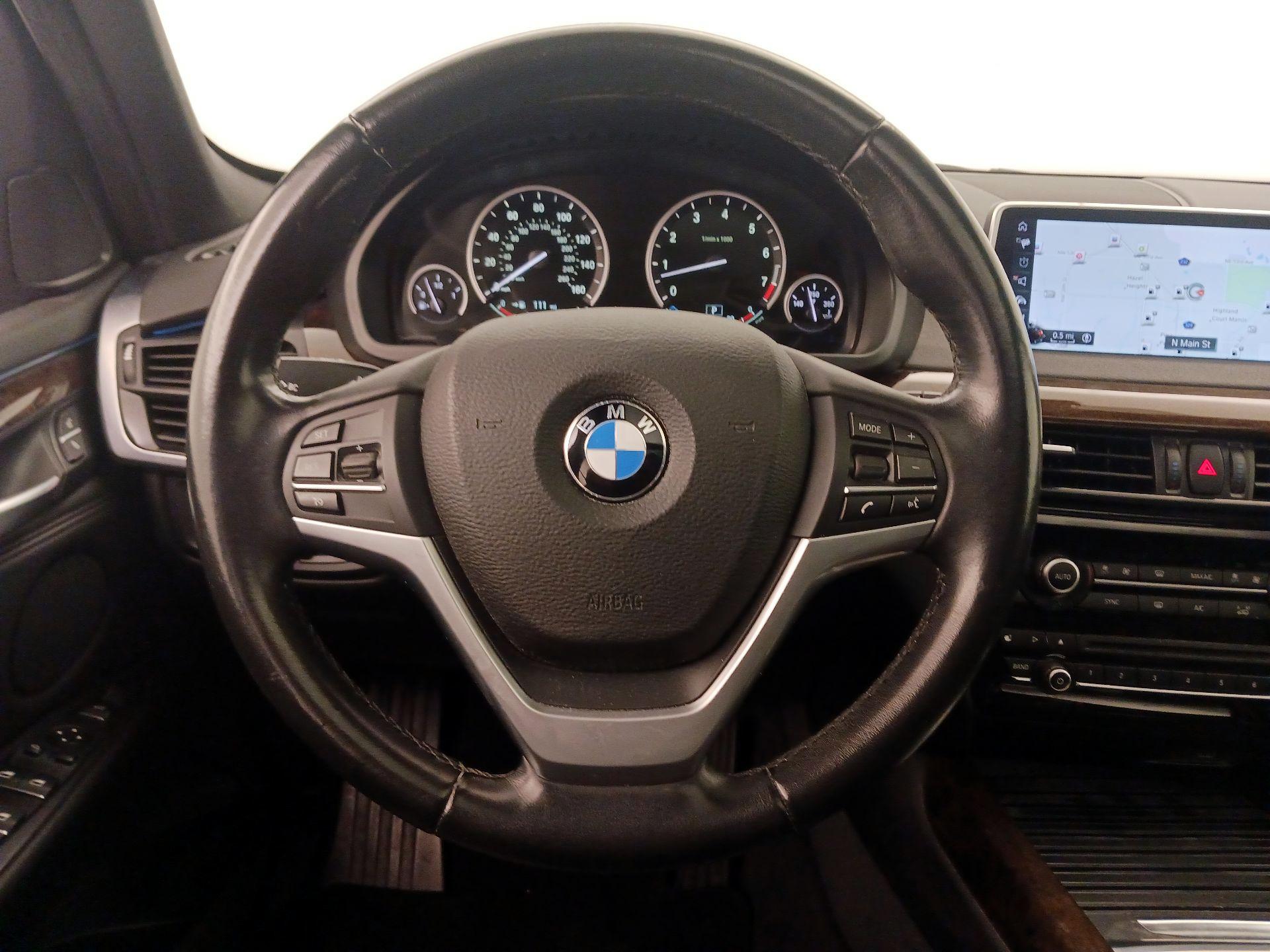 Thumbnail: 2017 BMW X5 - 10