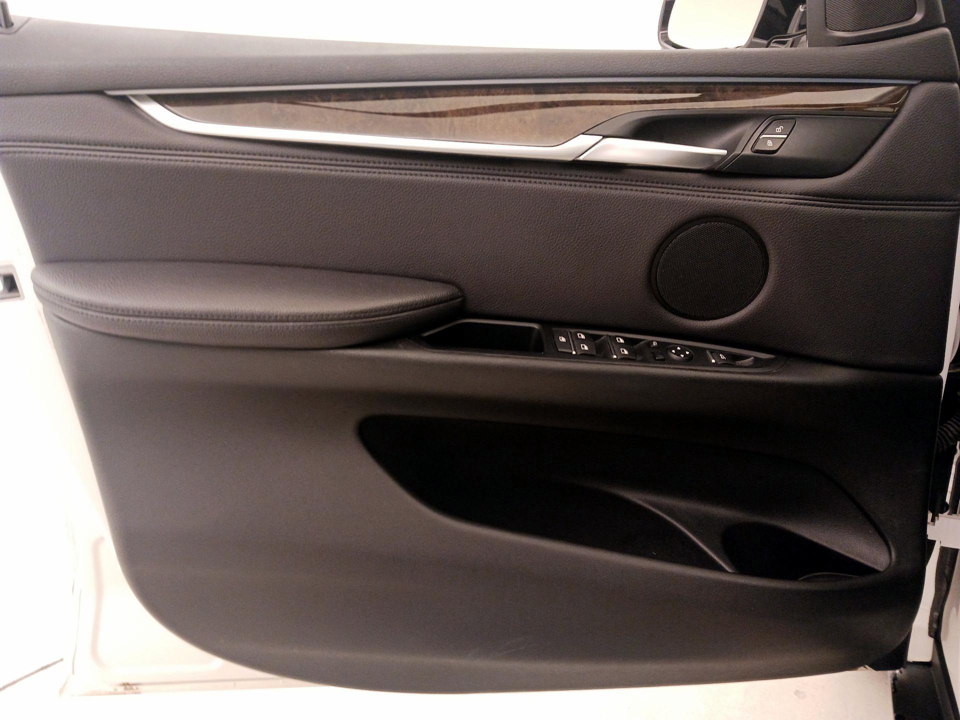 Thumbnail: 2017 BMW X5 - 12
