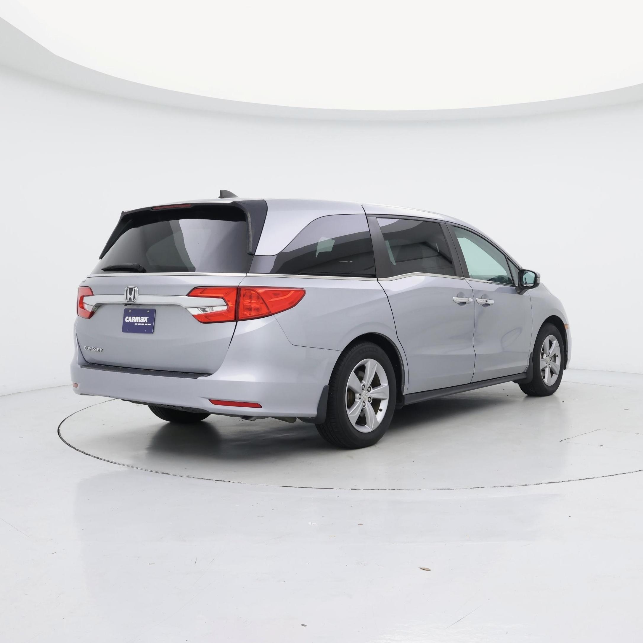 Thumbnail: 2018 Honda Odyssey - 8