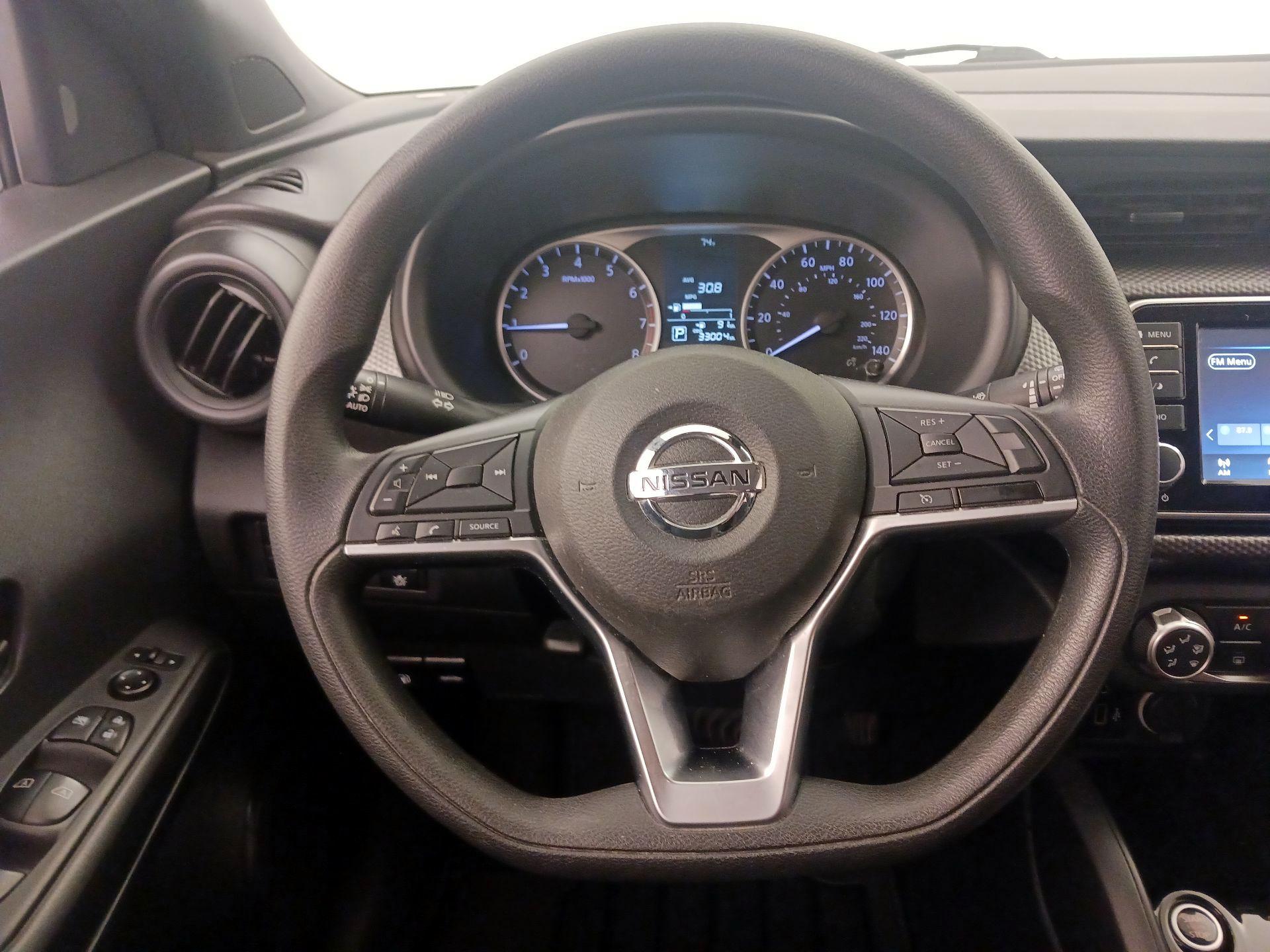 Thumbnail: 2020 Nissan Kicks - 10