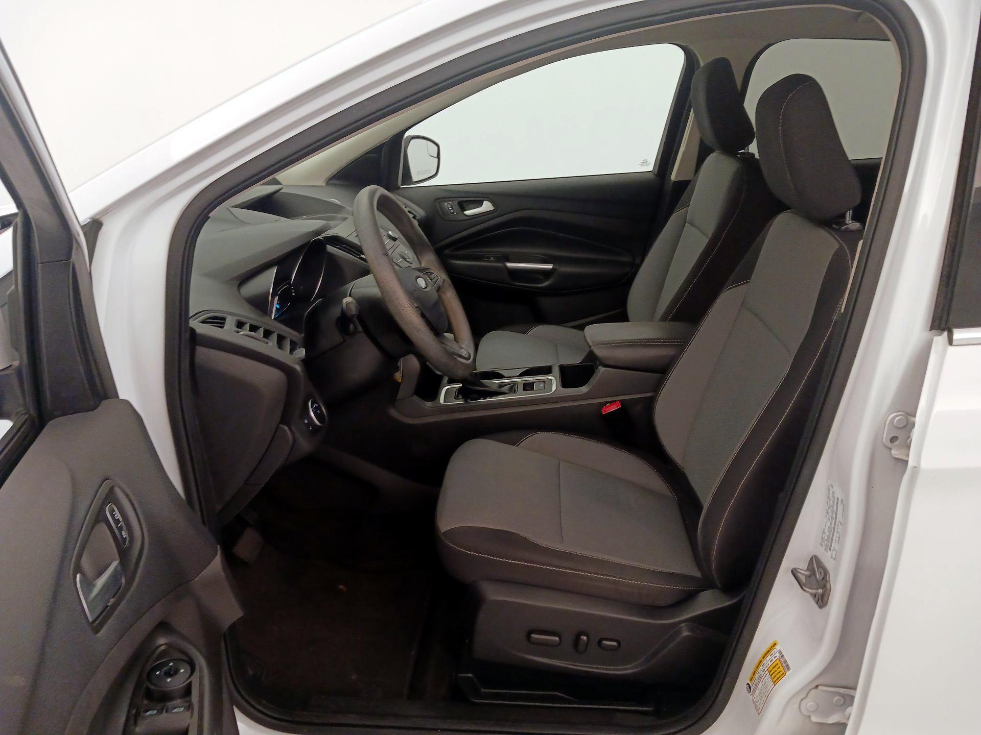 Thumbnail: 2018 Ford Escape - 11