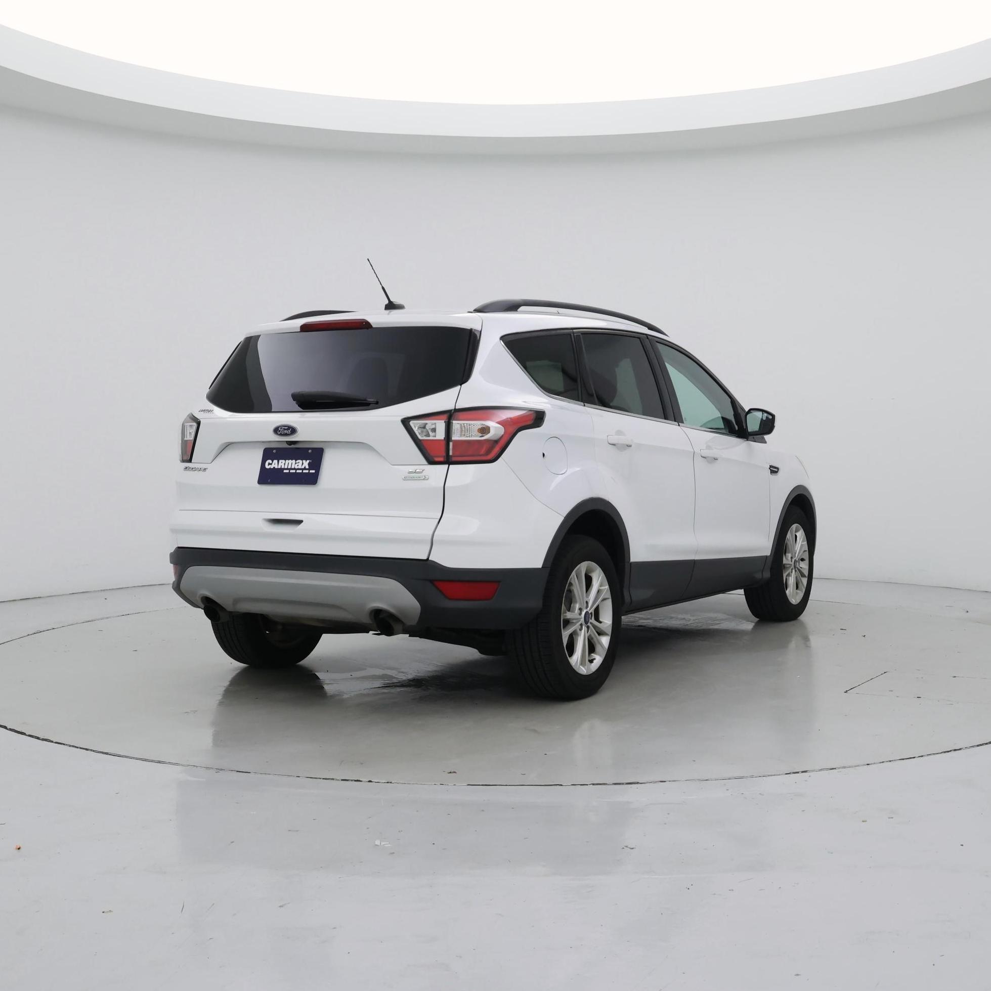 Thumbnail: 2018 Ford Escape - 8