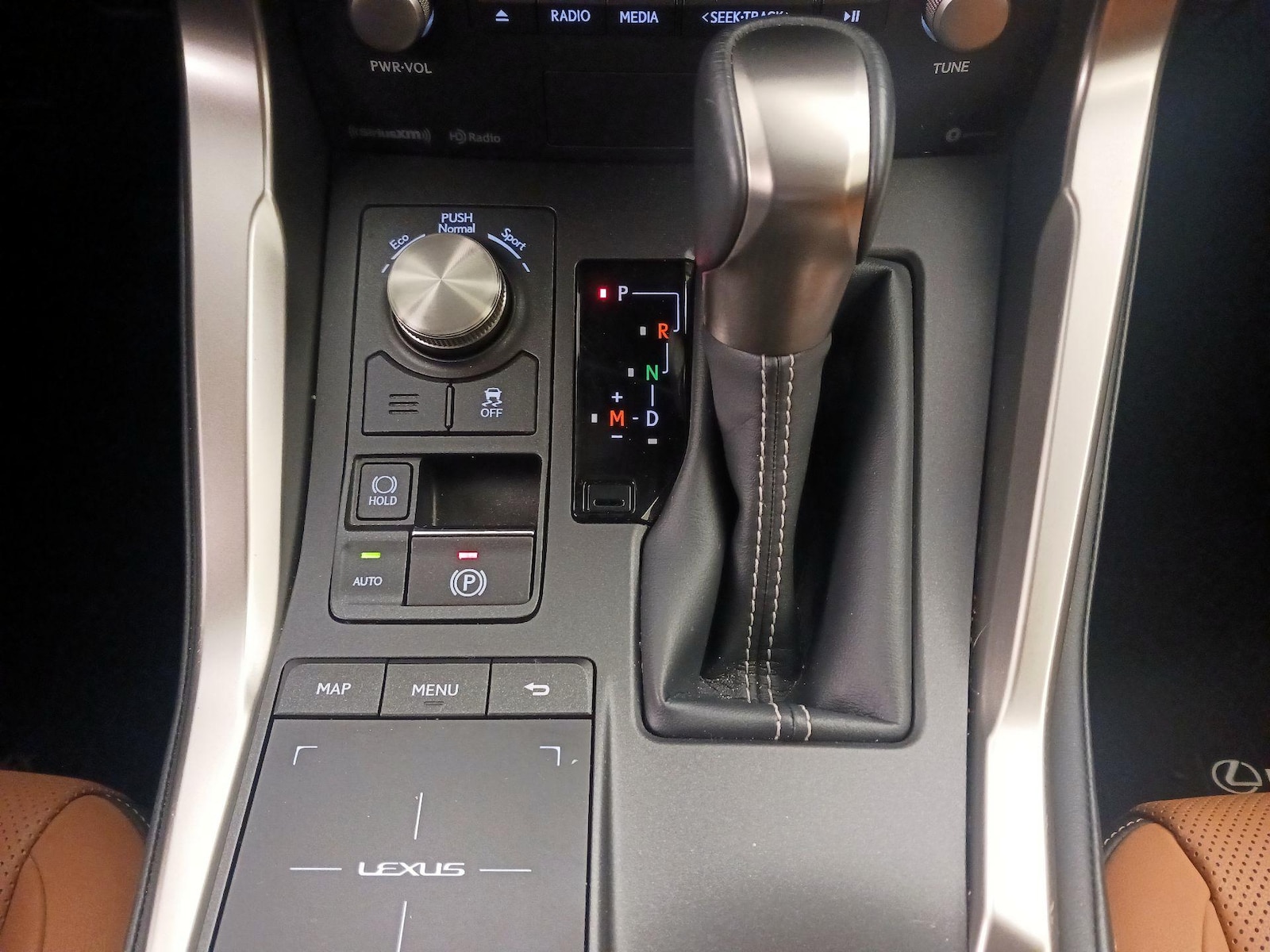 2021 Lexus NX 300 - Photo 19