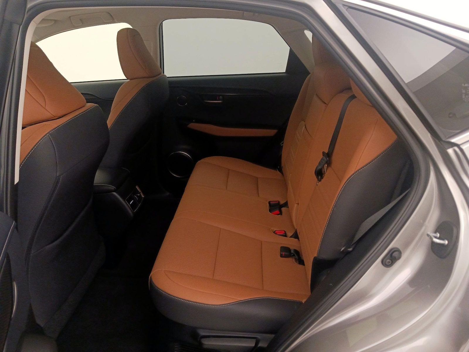 2021 Lexus NX 300 - Photo 22