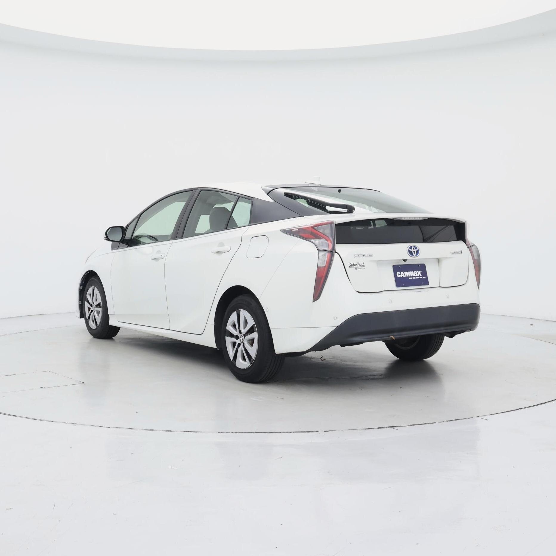Thumbnail: 2017 Toyota Prius - 2
