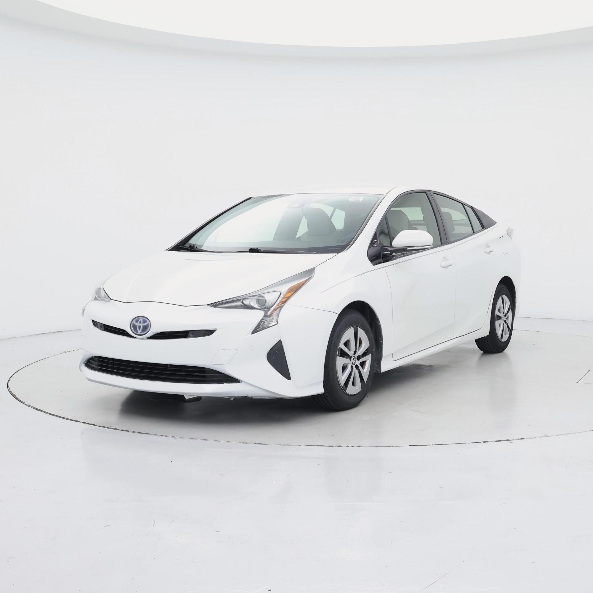 Thumbnail: 2017 Toyota Prius - 4