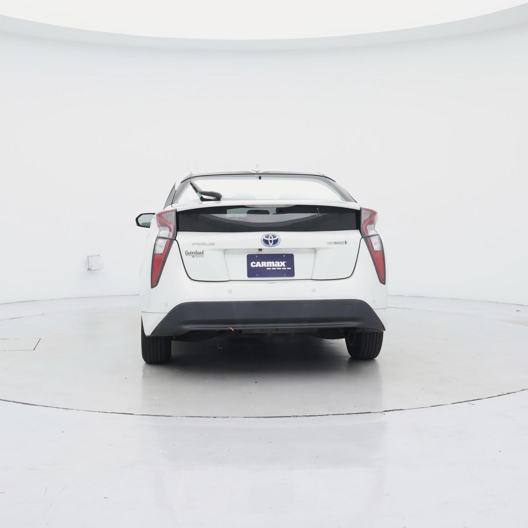 Thumbnail: 2017 Toyota Prius - 6