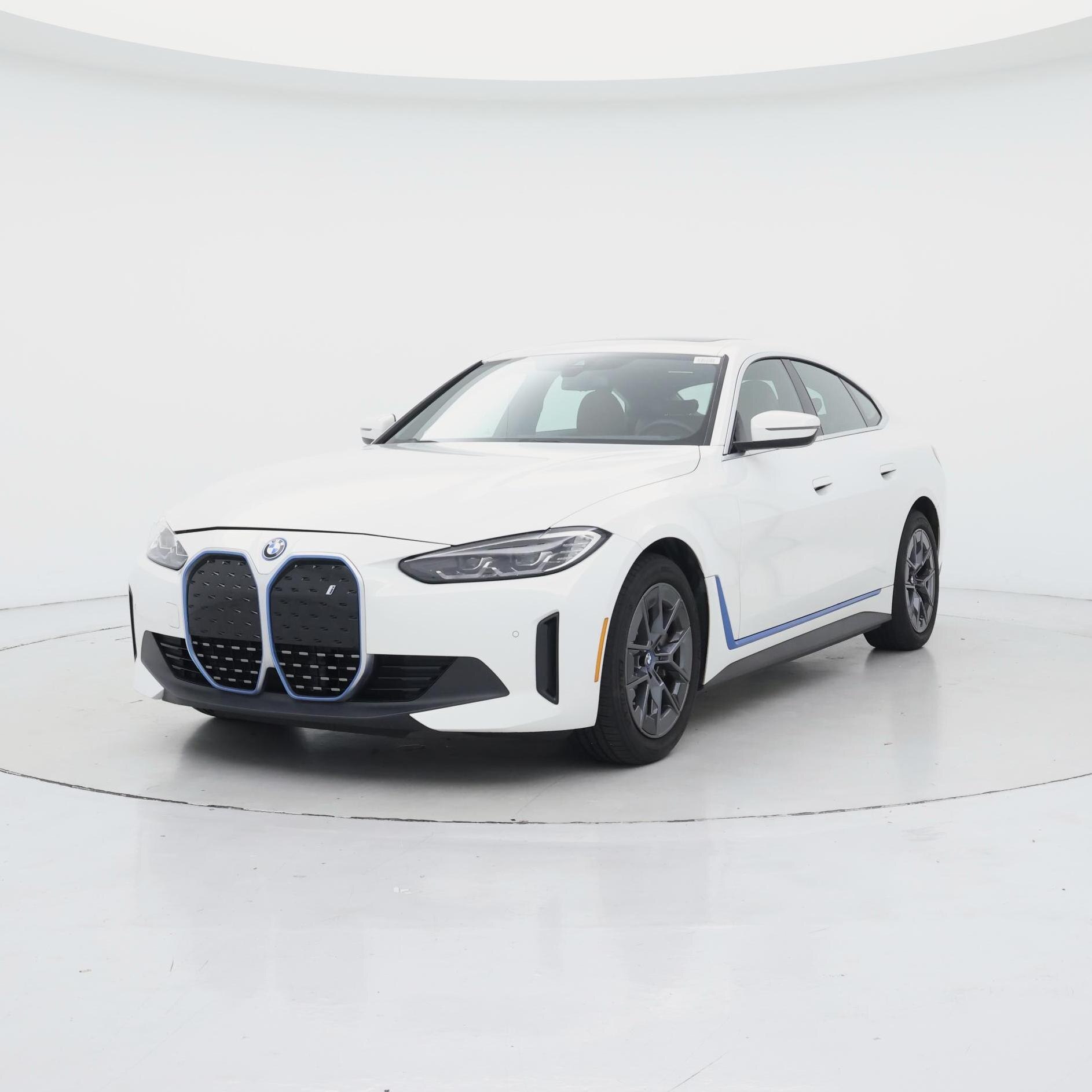 Thumbnail: 2022 BMW i4 - 4