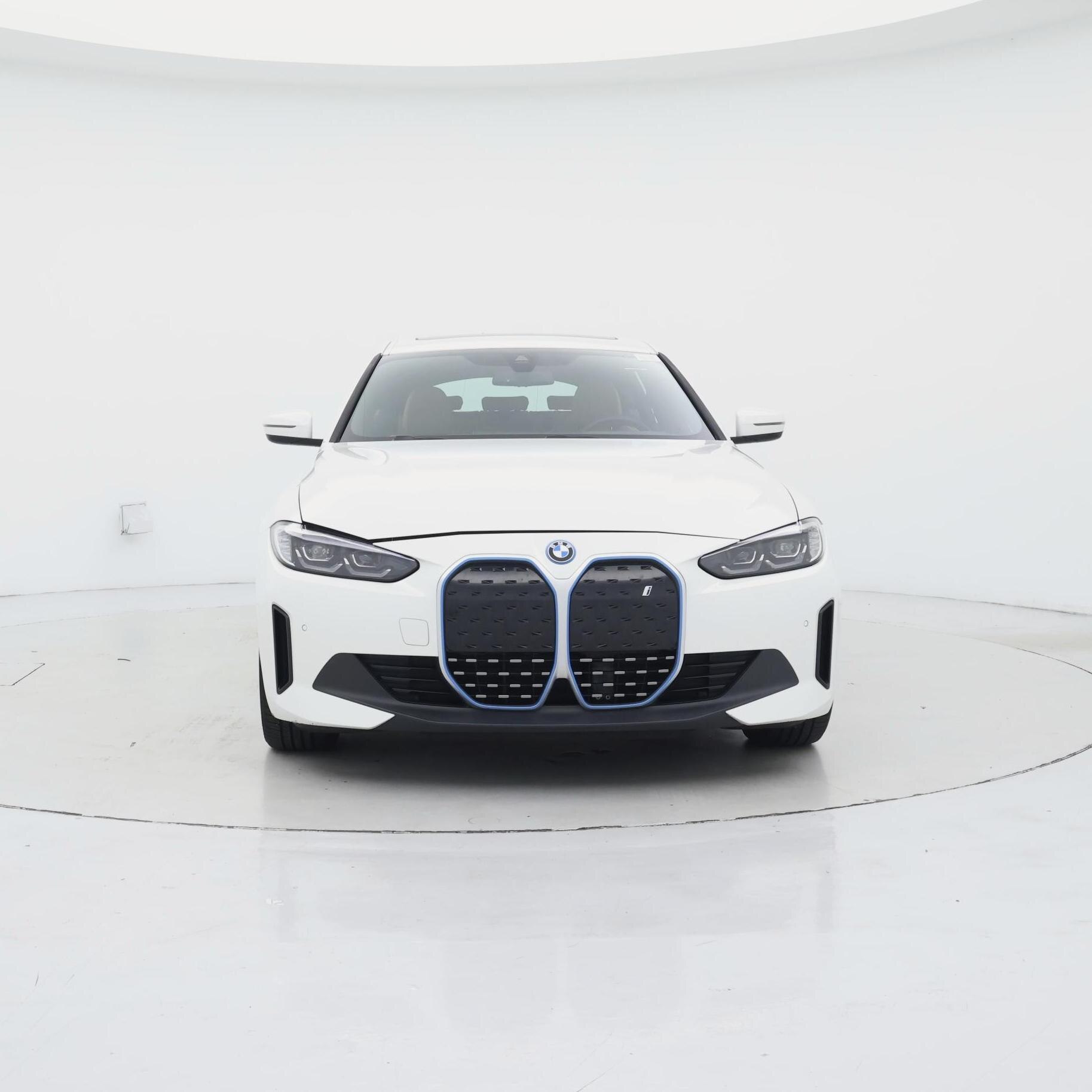Thumbnail: 2022 BMW i4 - 5