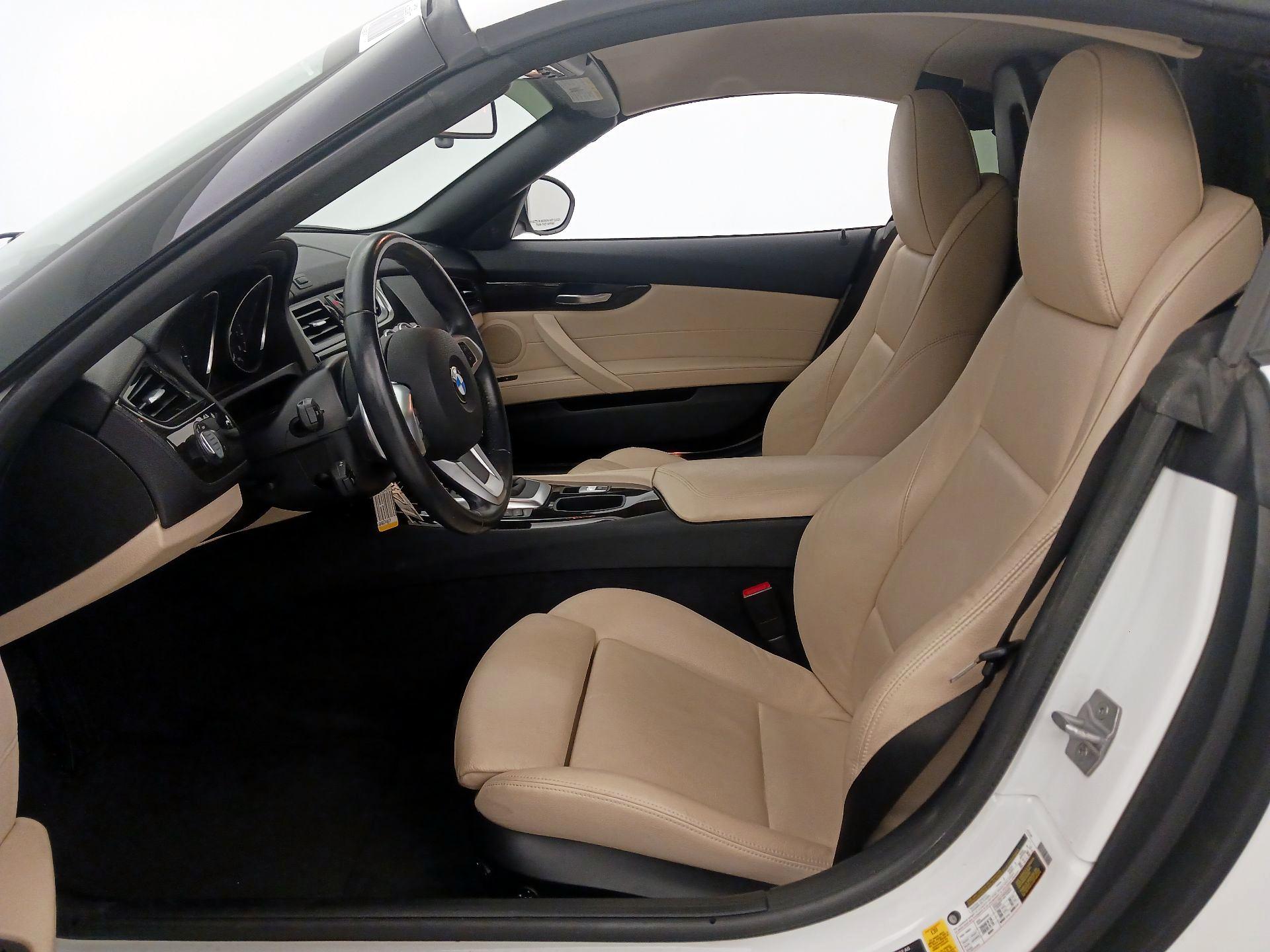Thumbnail: 2016 BMW Z4 - 11