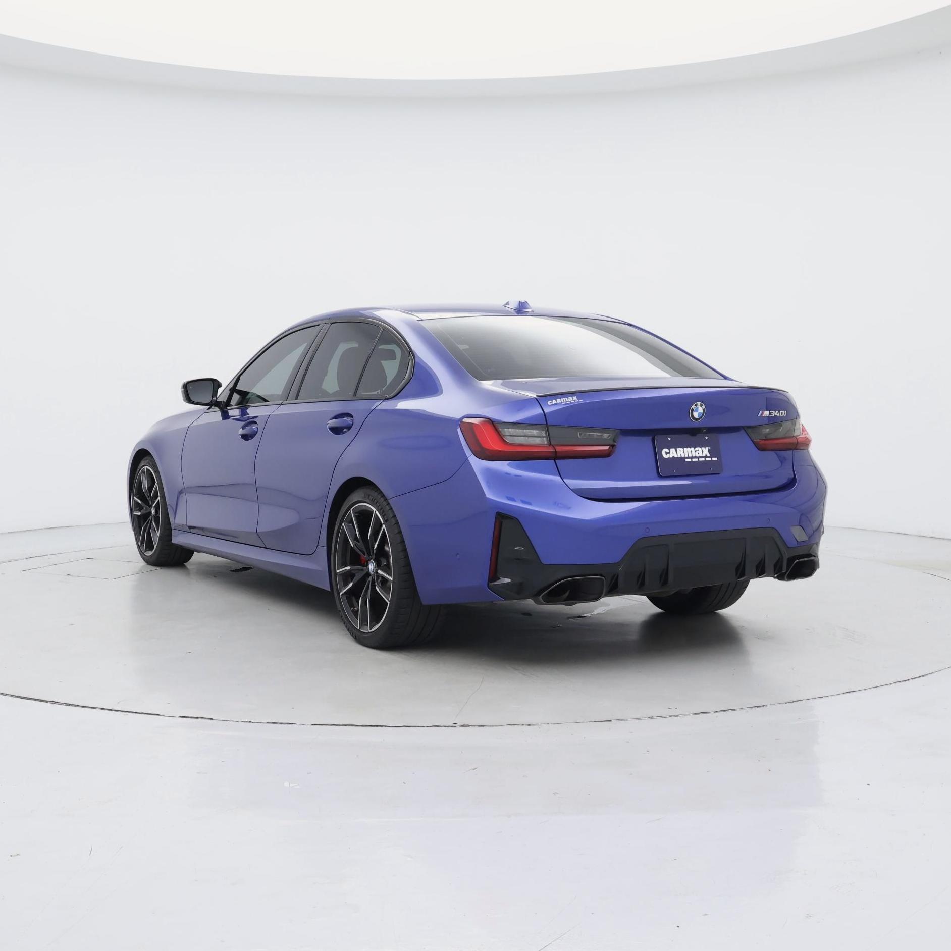 Thumbnail: 2024 BMW 3 Series - 2