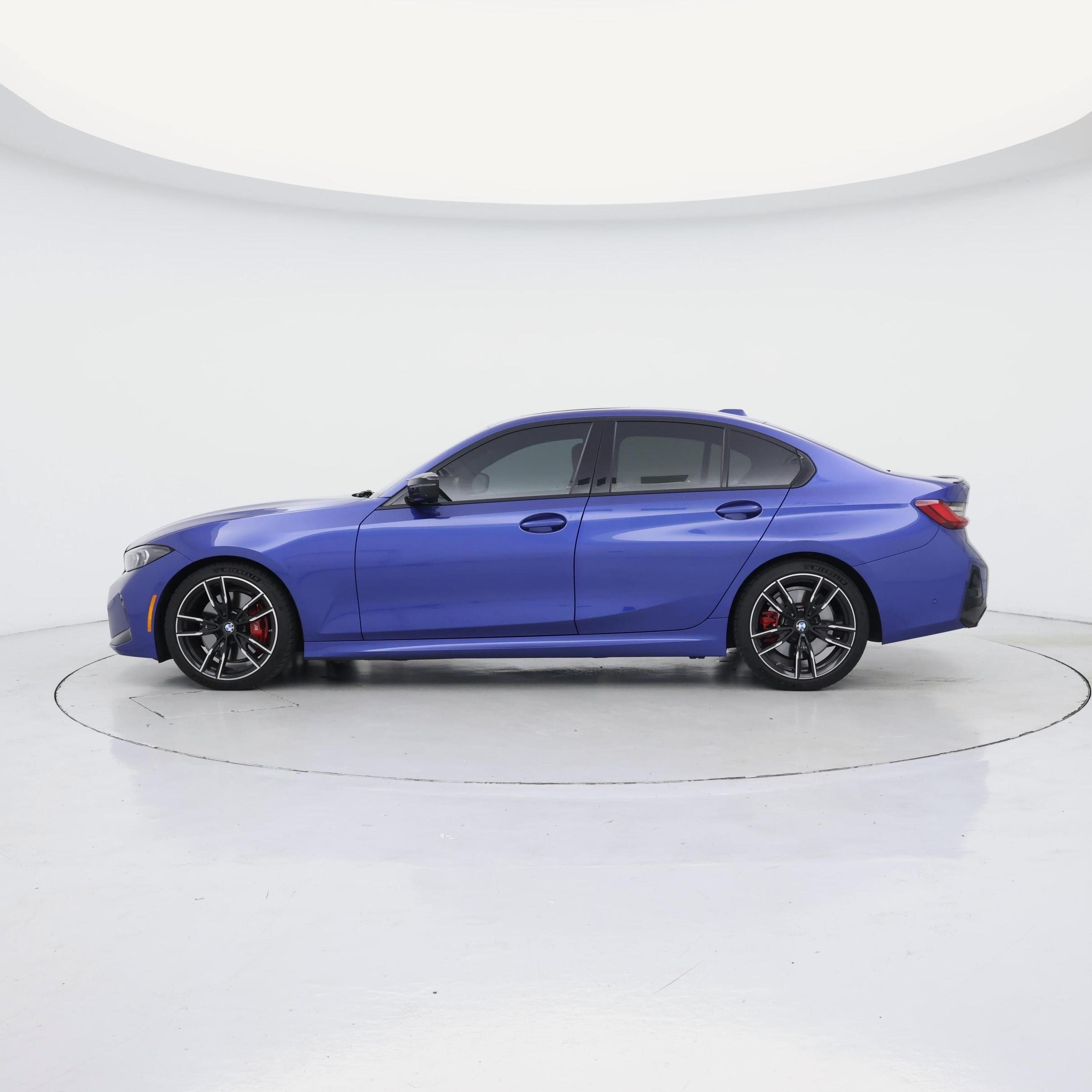Thumbnail: 2024 BMW 3 Series - 3