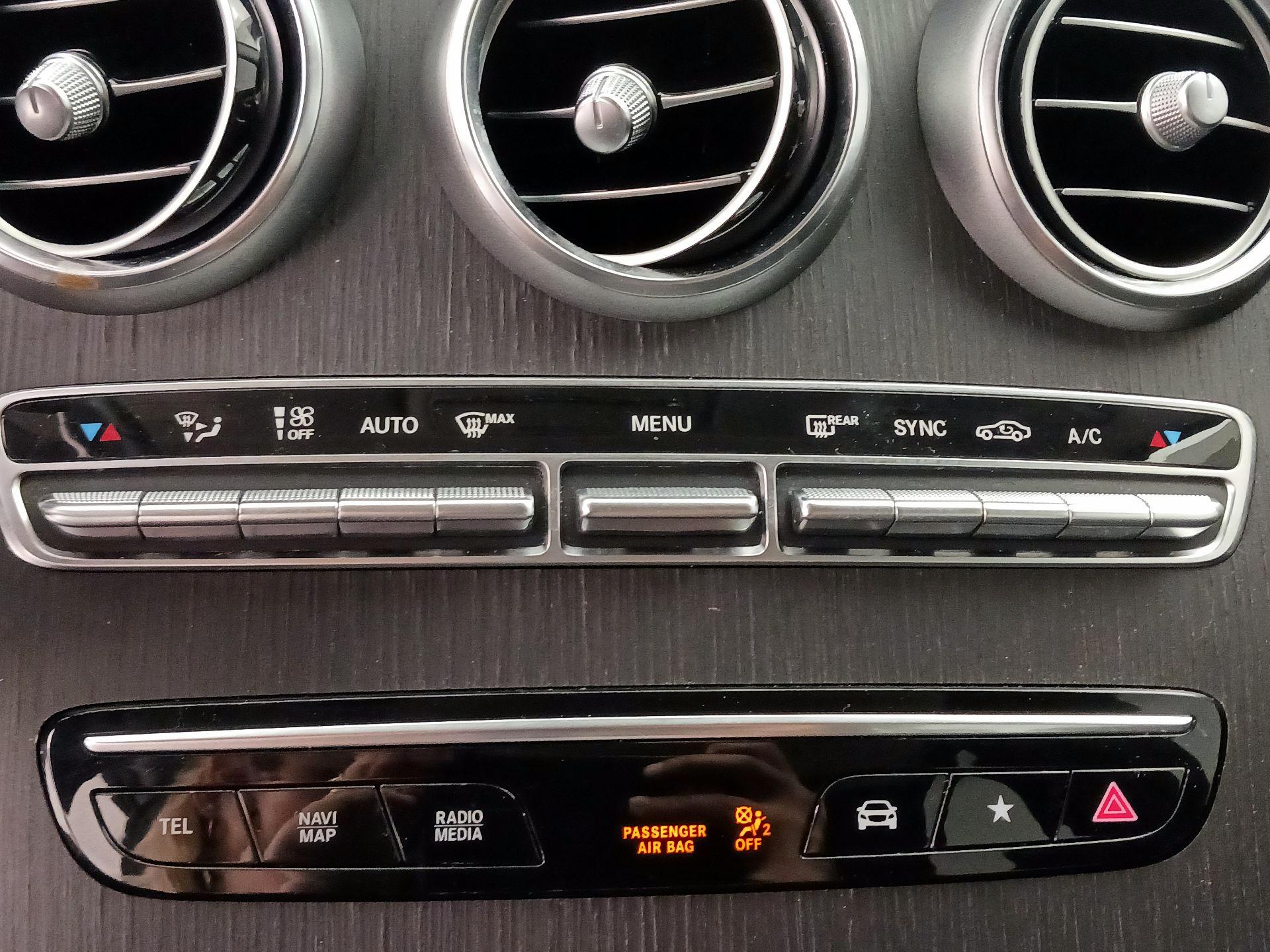 Thumbnail: 2021 Mercedes-Benz GLC - 16