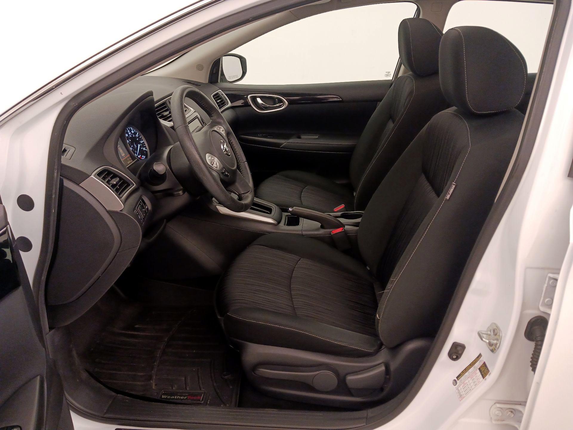 Thumbnail: 2019 Nissan Sentra - 11