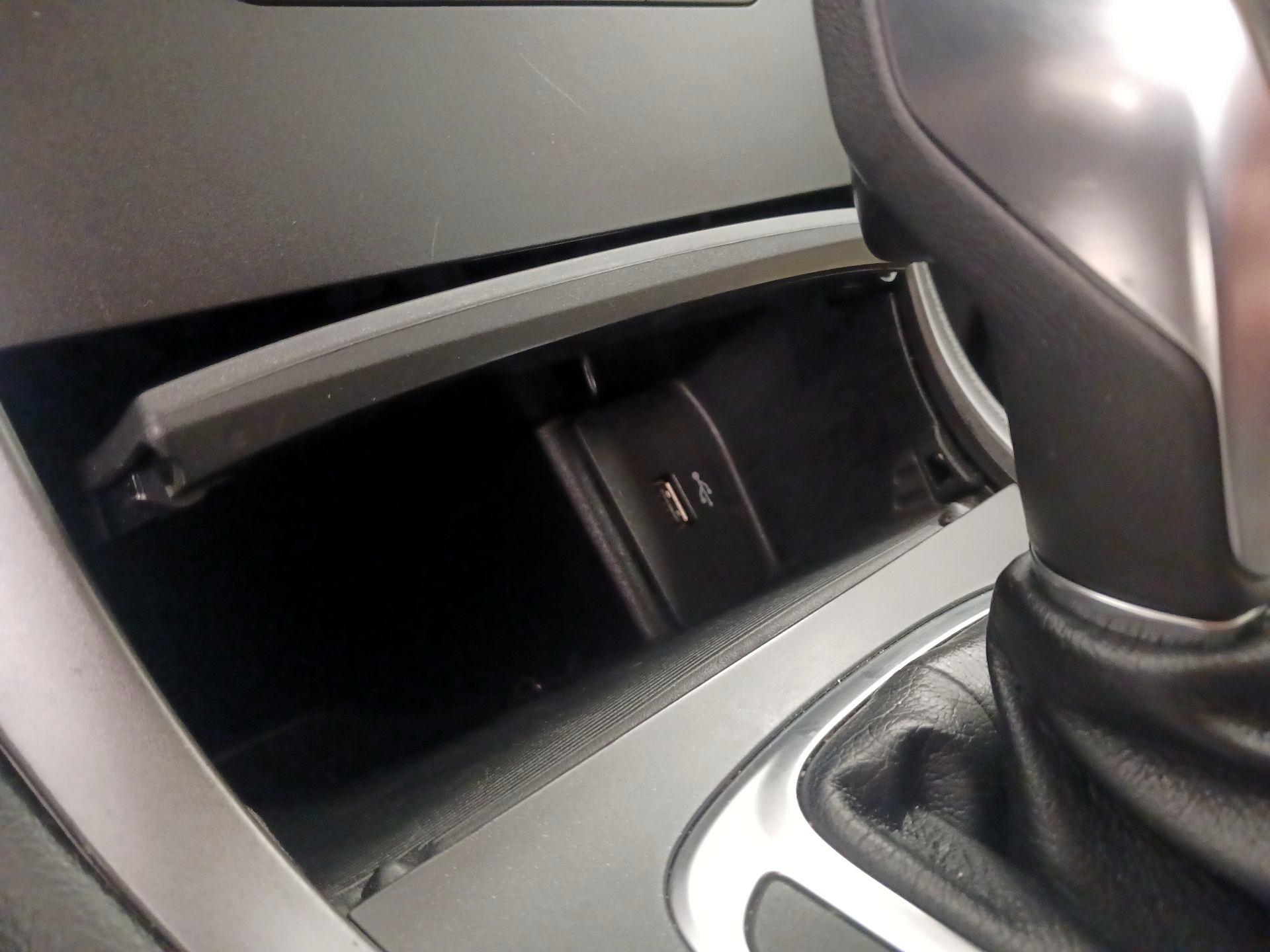 Thumbnail: 2016 Ford Edge - 18