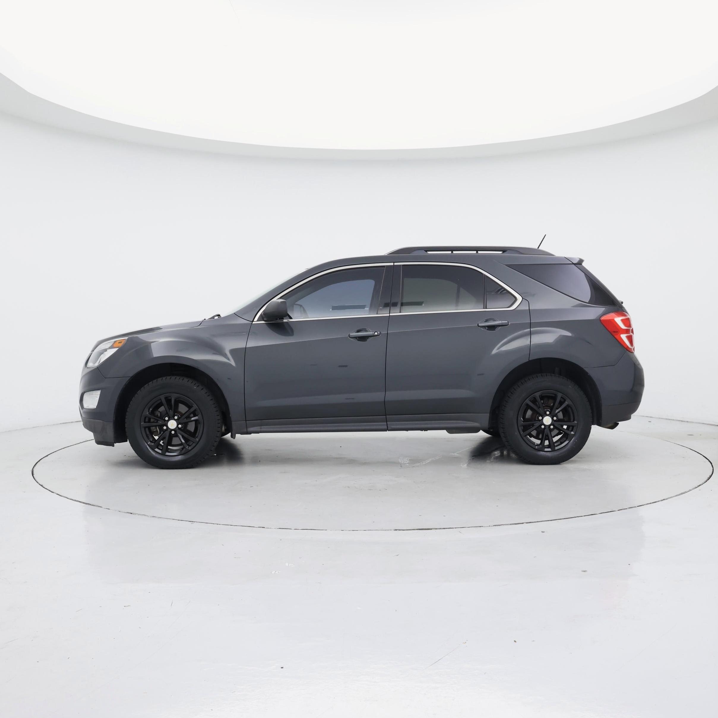 Thumbnail: 2017 Chevrolet Equinox - 3