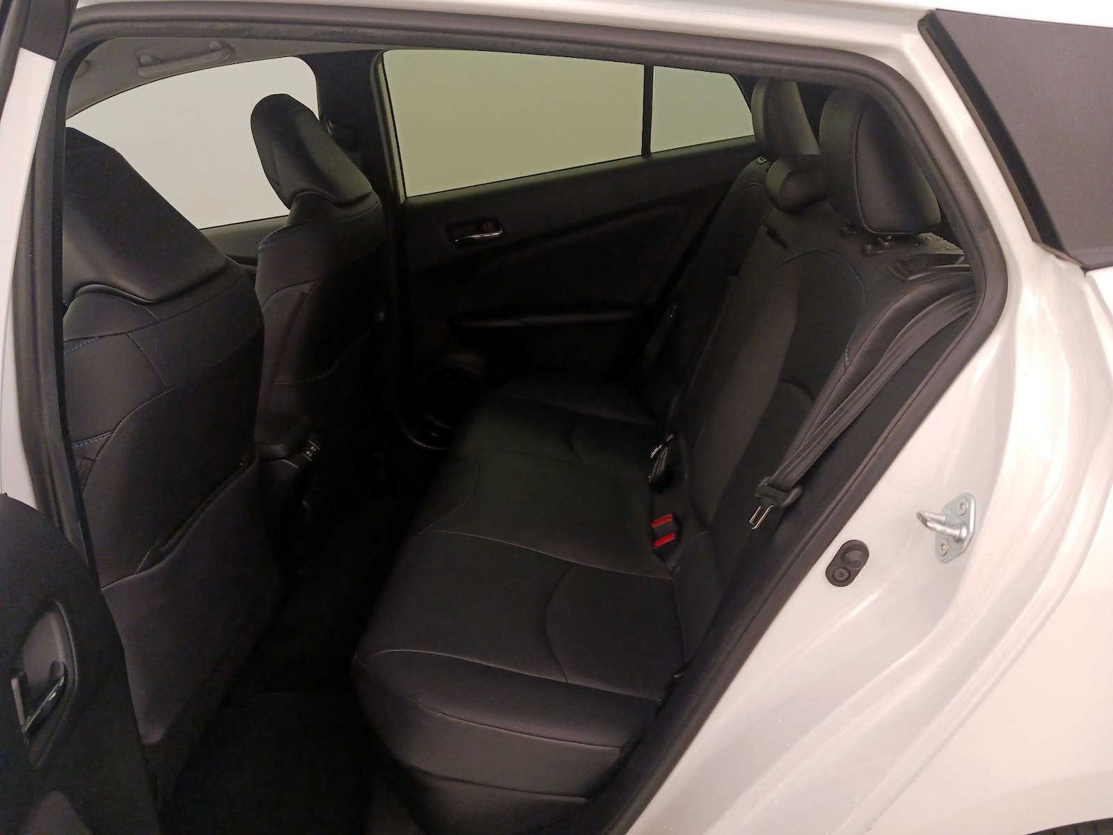 2019 Toyota Prius Limited - Photo 21