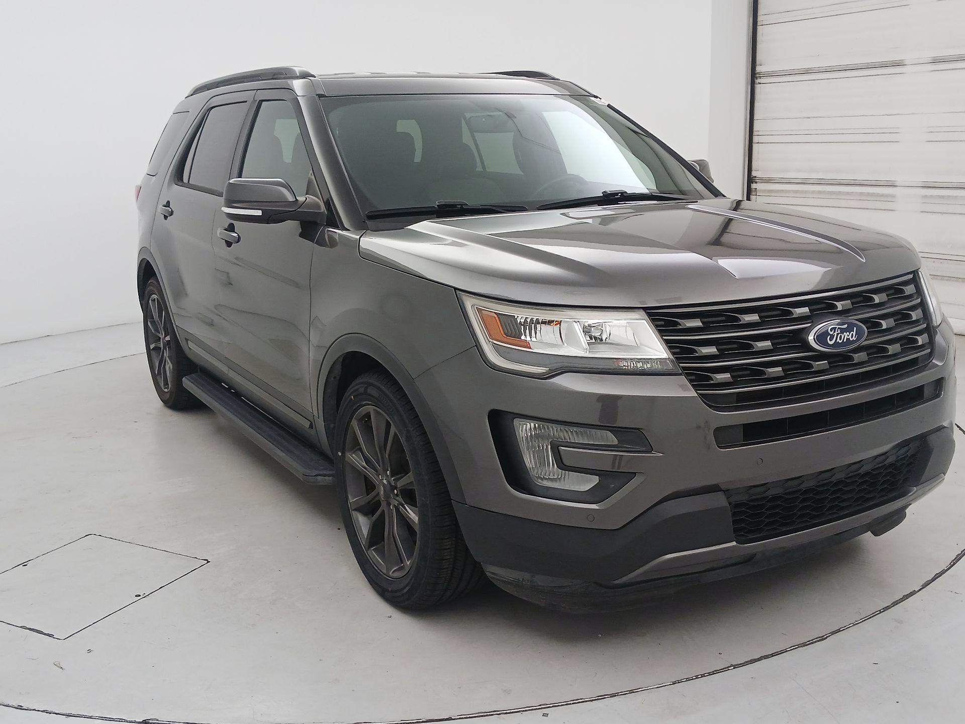Thumbnail: 2017 Ford Explorer - 1