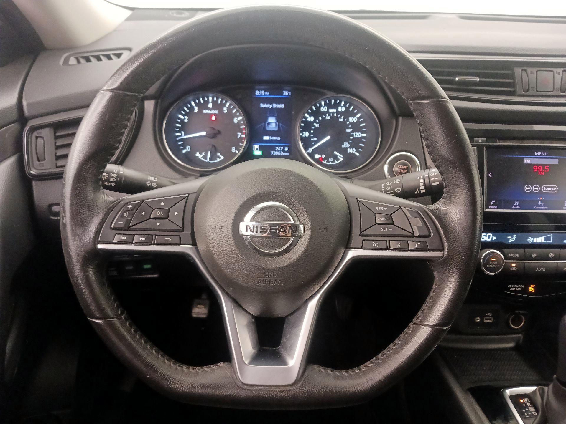 Thumbnail: 2018 Nissan Rogue - 10