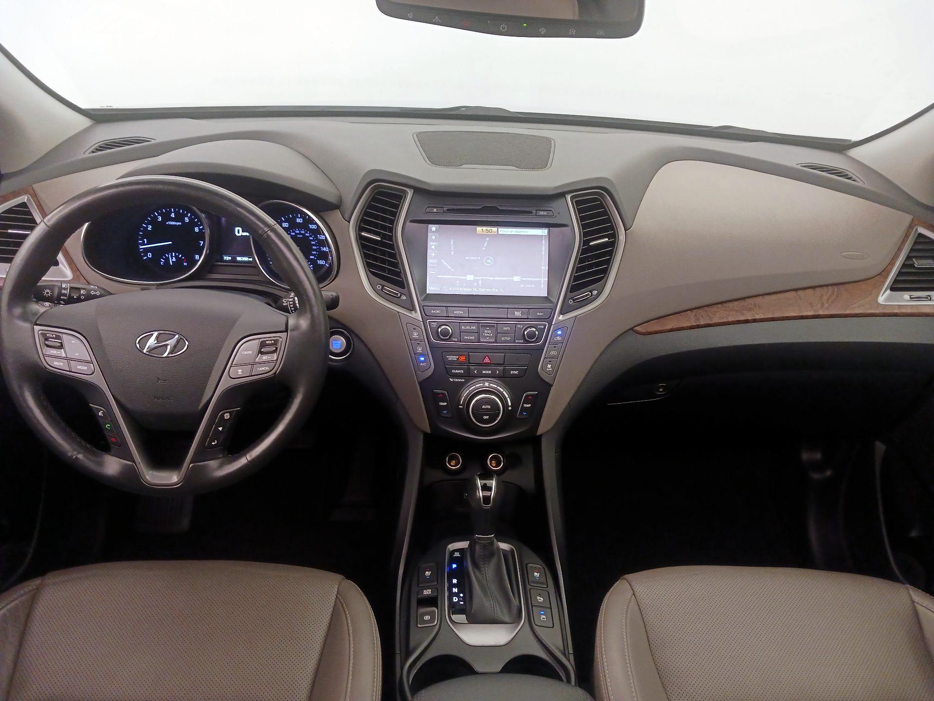 Thumbnail: 2017 Hyundai Santa Fe - 9