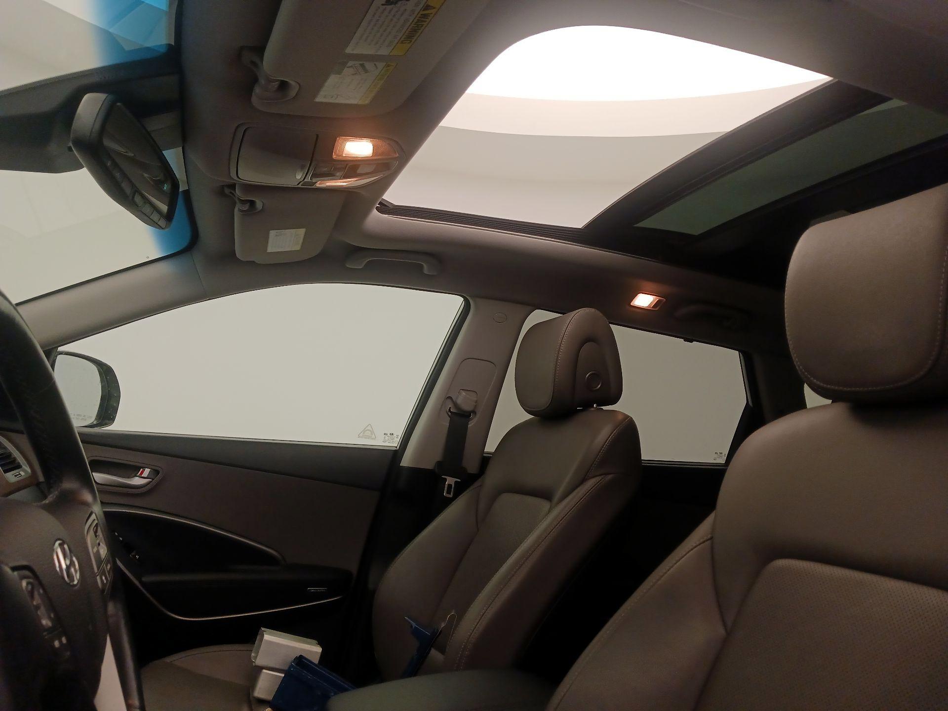 Thumbnail: 2017 Hyundai Santa Fe - 20