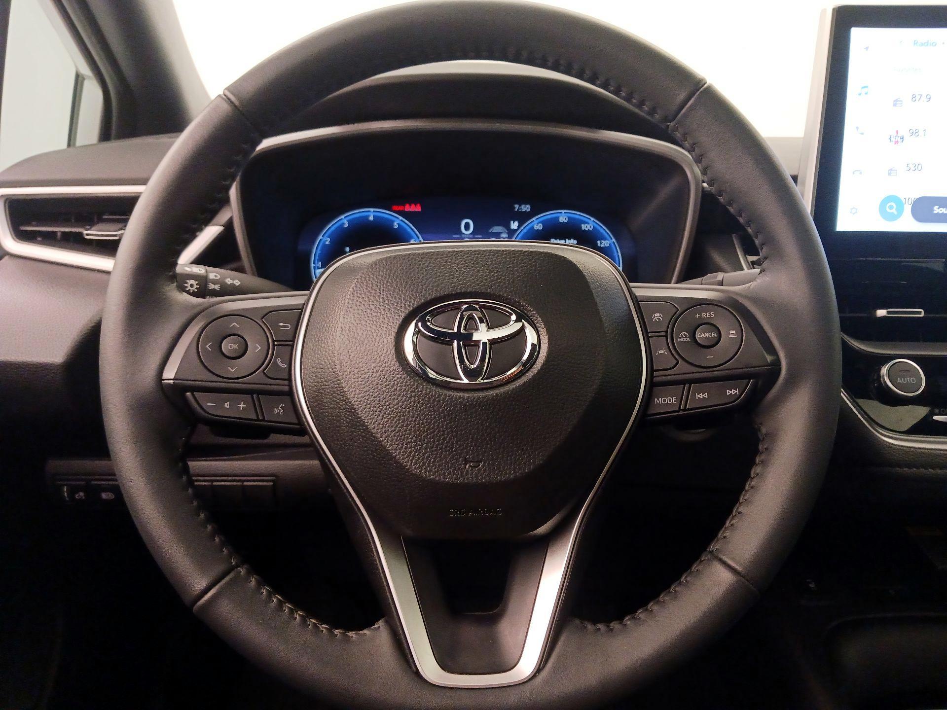 Thumbnail: 2026 Toyota Corolla - 10