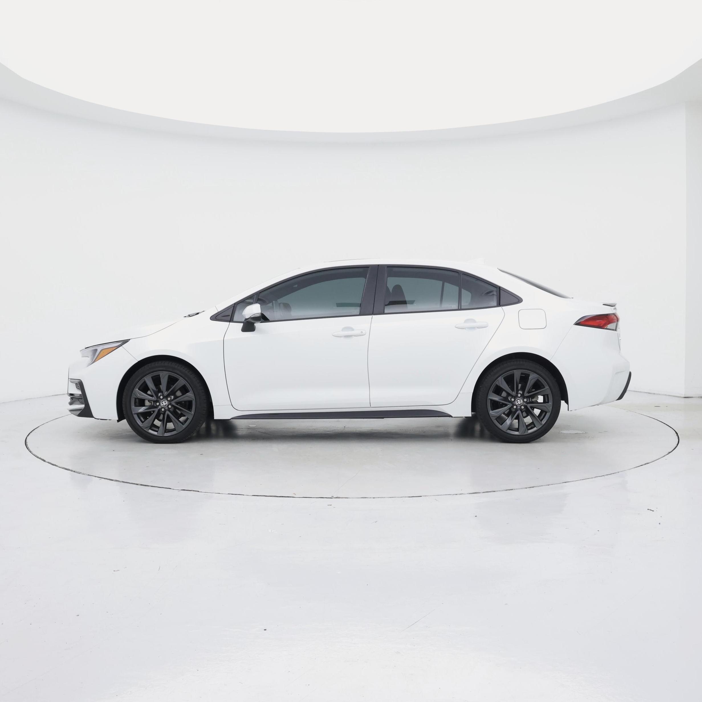 Thumbnail: 2026 Toyota Corolla - 3