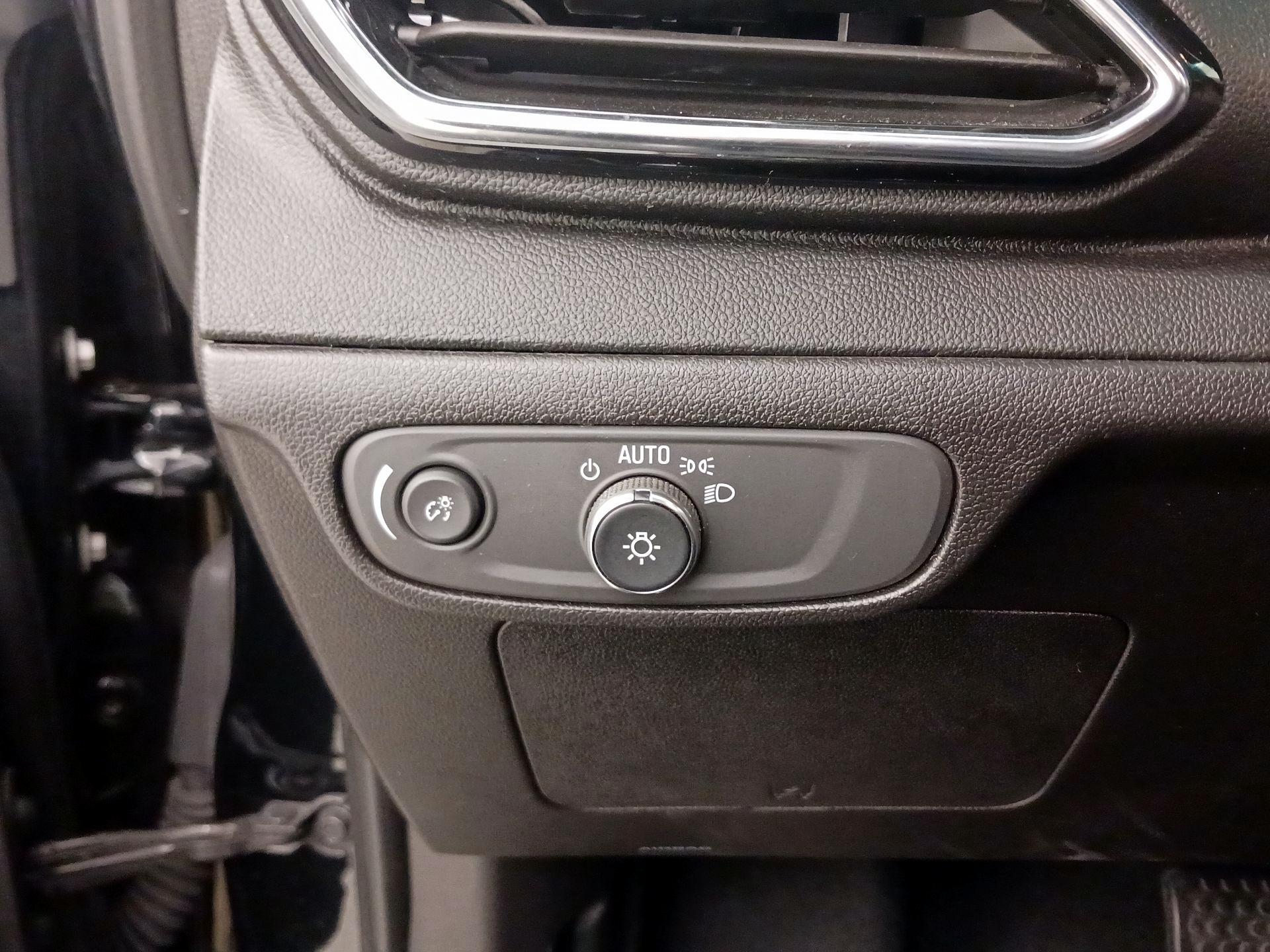 Thumbnail: 2023 Chevrolet Bolt EV - 13