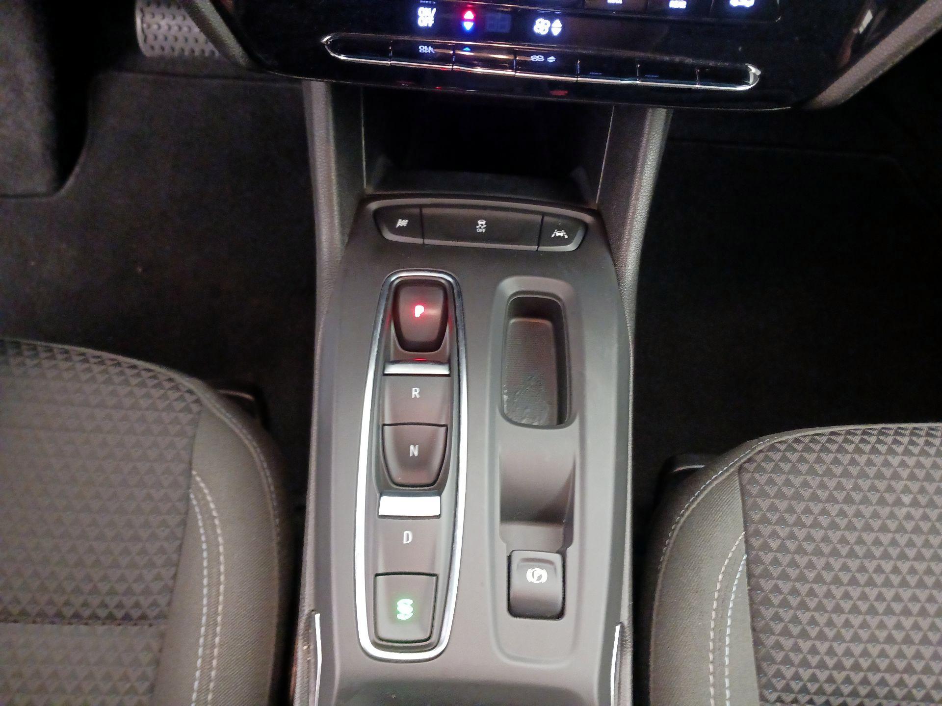 Thumbnail: 2023 Chevrolet Bolt EV - 17