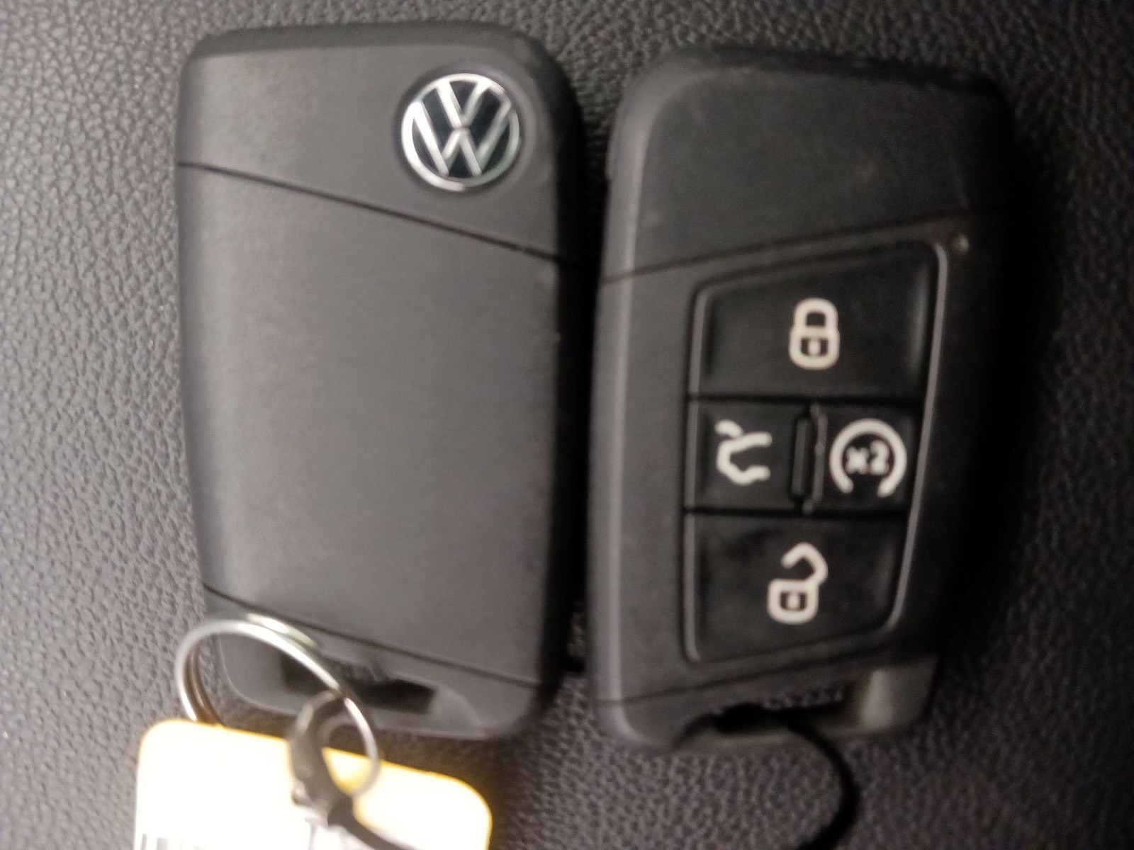 2023 Volkswagen Taos SEL - Photo 24