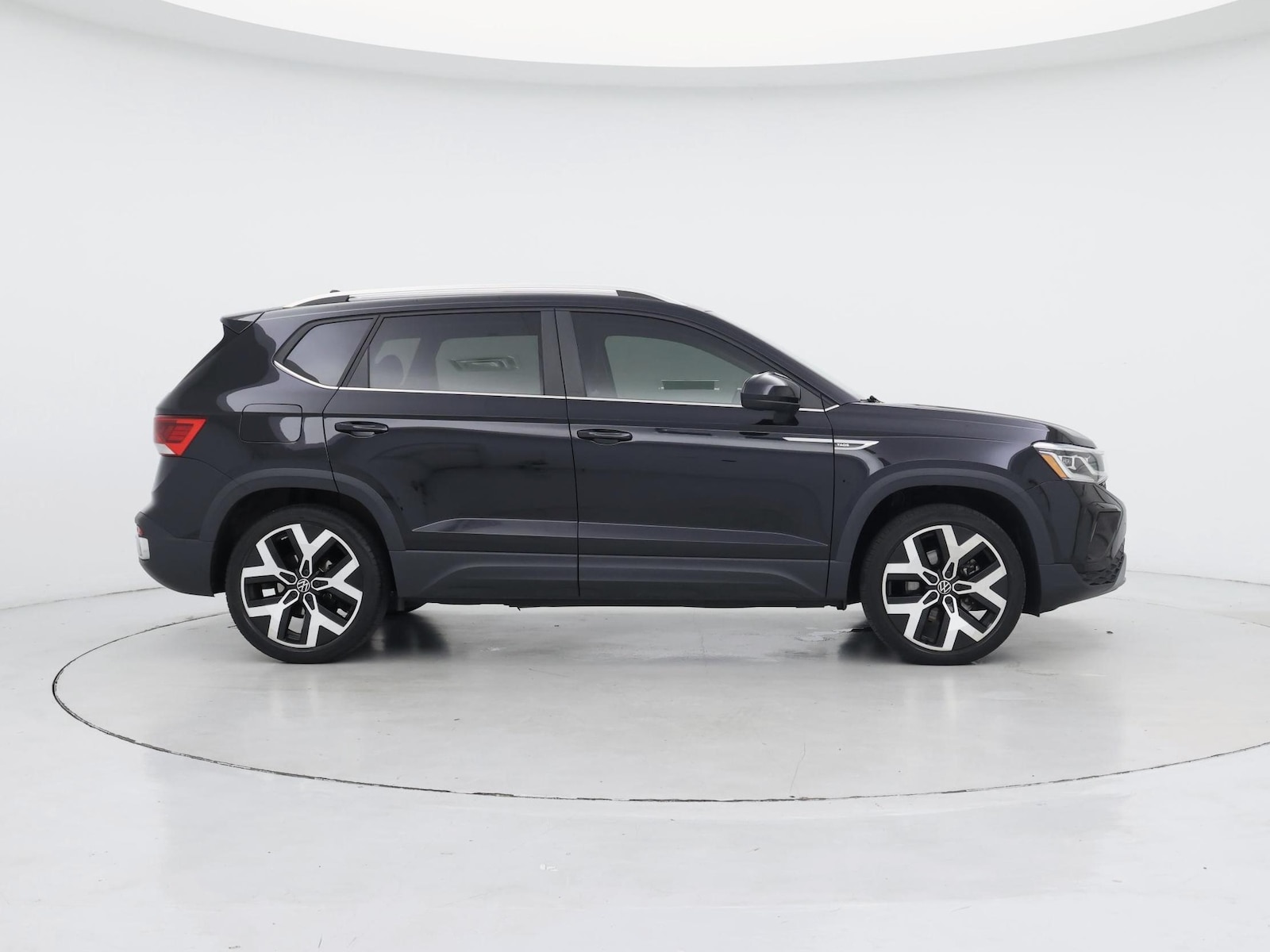 2023 Volkswagen Taos SEL - Photo 8